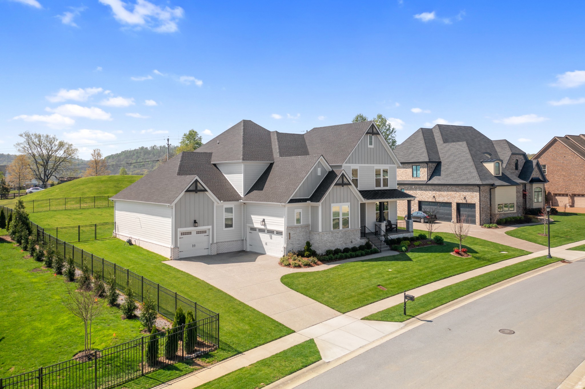 1009 Lawson Ln