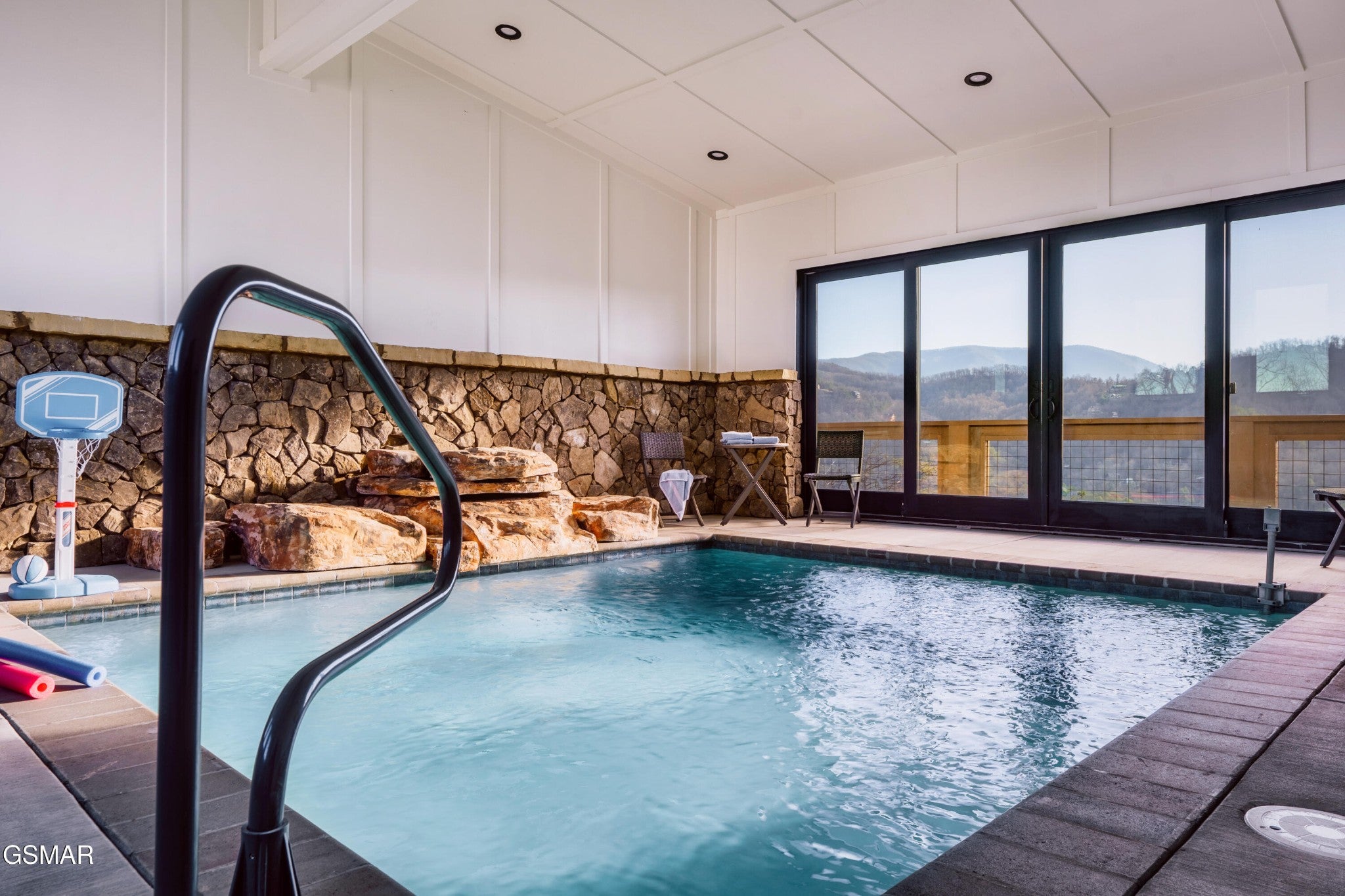 2665 Cloud View Drive
