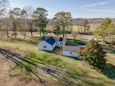 2925 Pulaski Hwy, Cornersville, TN 37047 - MLS#: 2687899