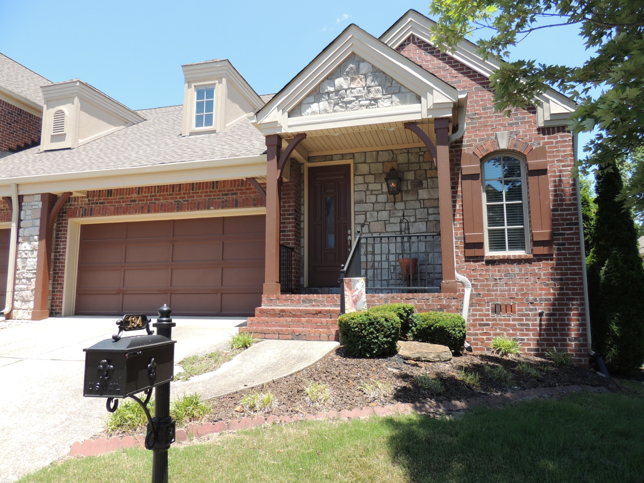 134 Nickolas Cir