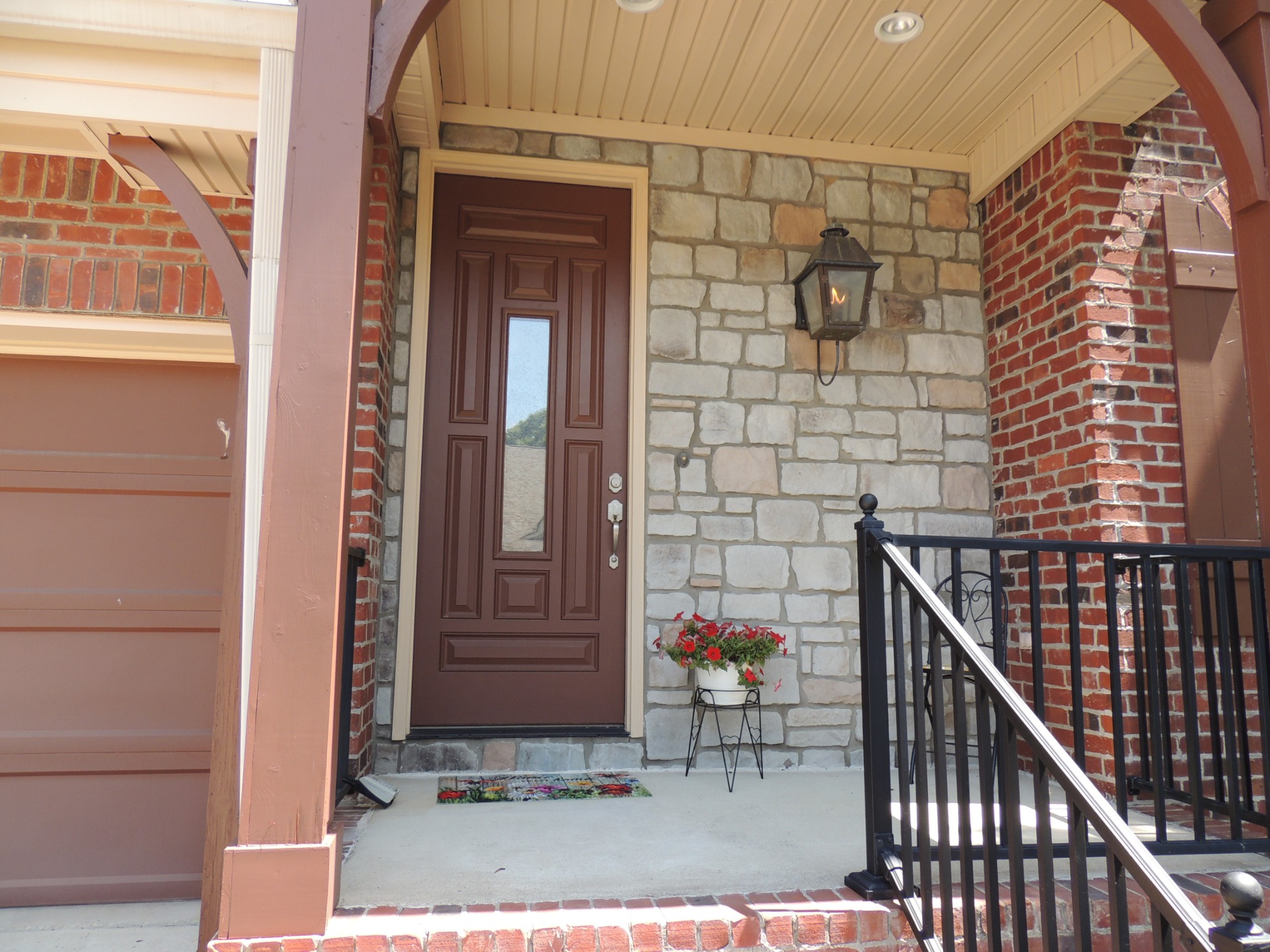 134 Nickolas Cir