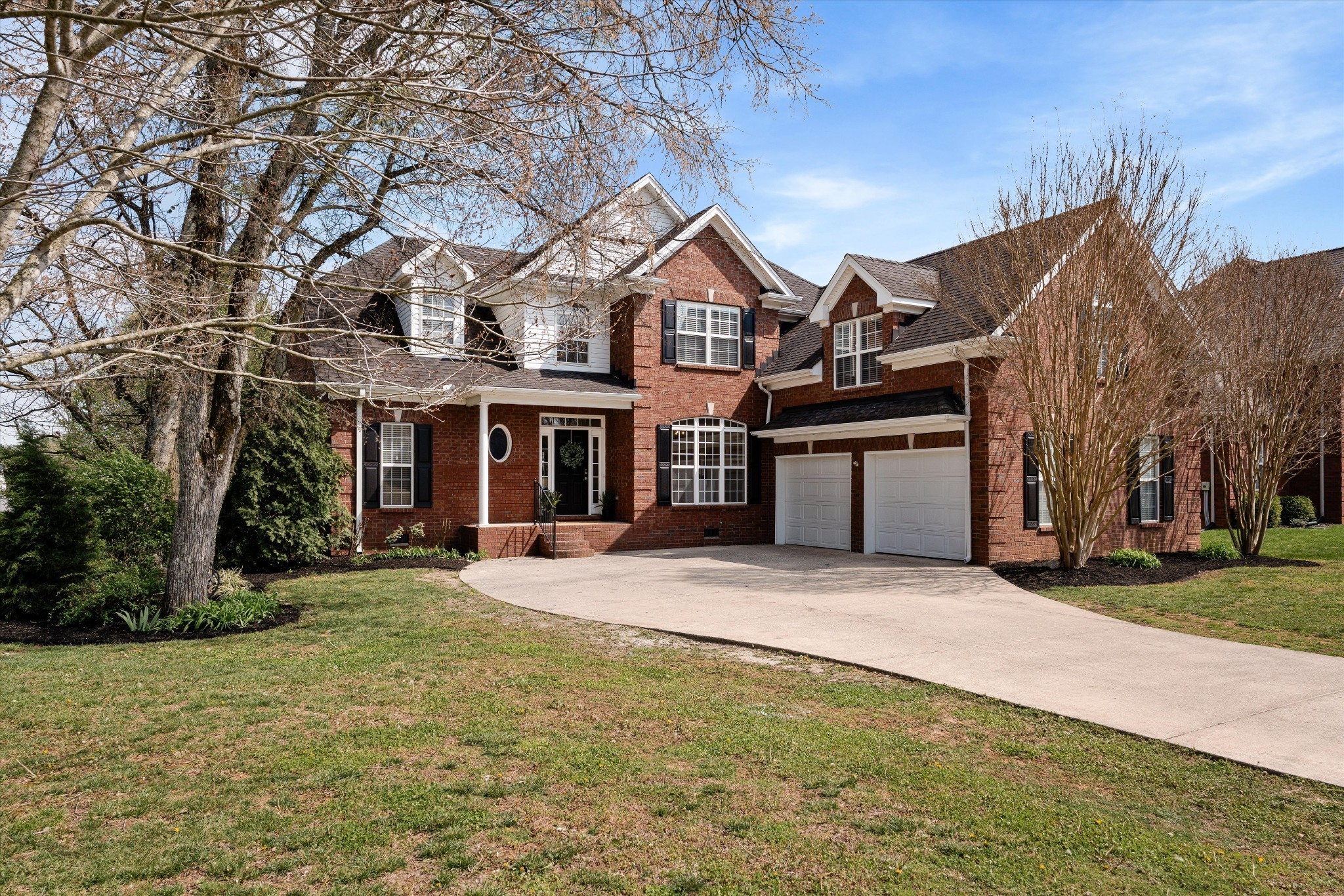 2003 Woodcliff Dr