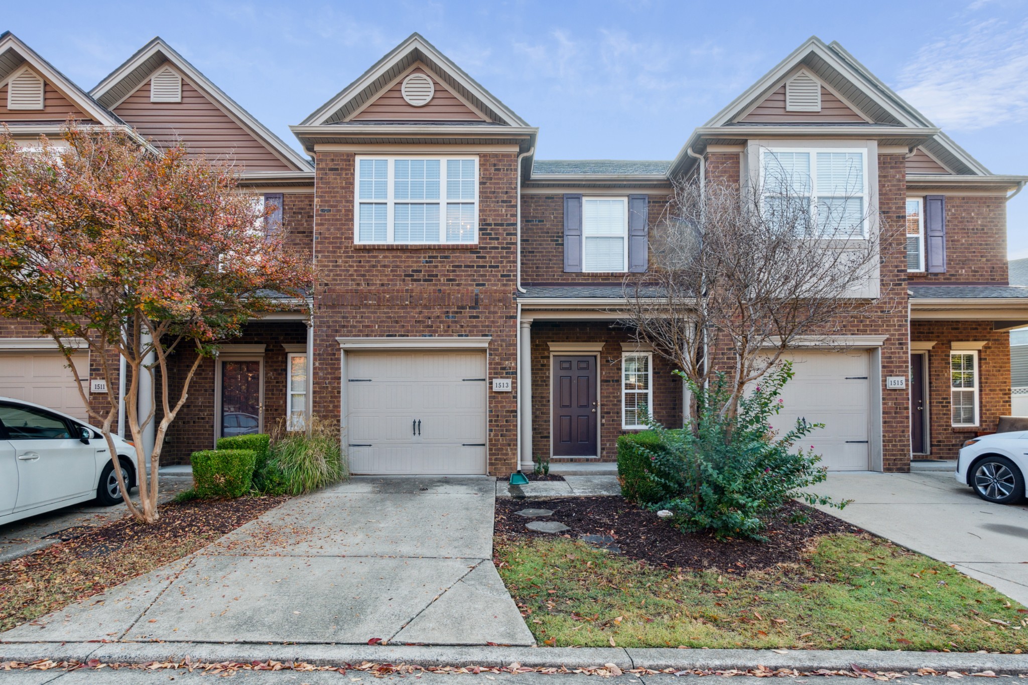1513 Hamden Dr