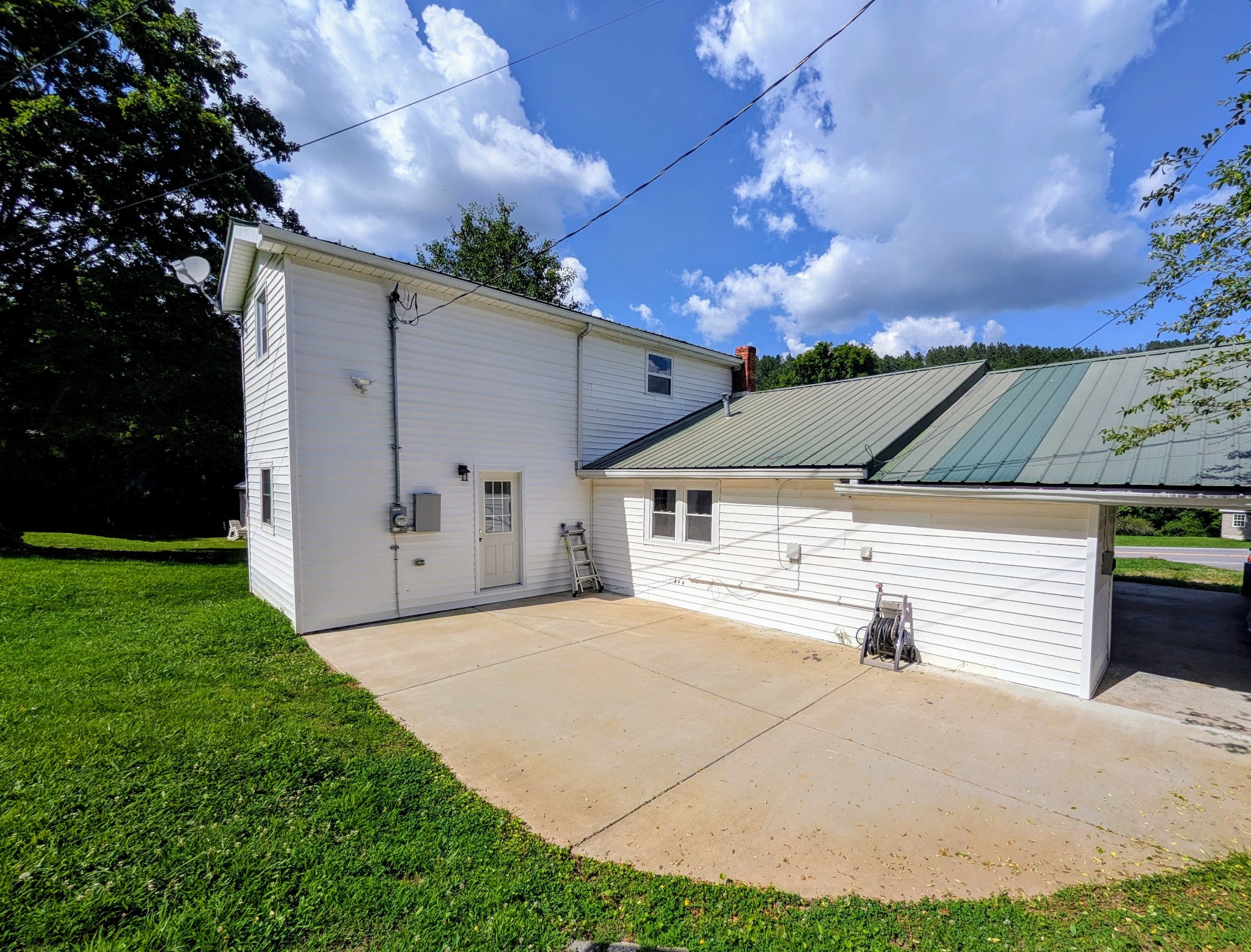 524 Highway 48 S