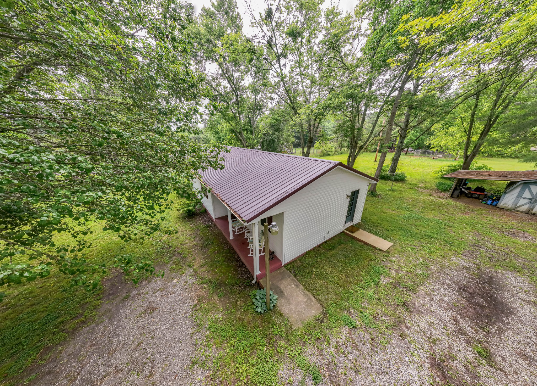 1689 Pleasant Ridge Rd