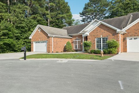 204 Magnolia Glen Ct Manchester TN 37355