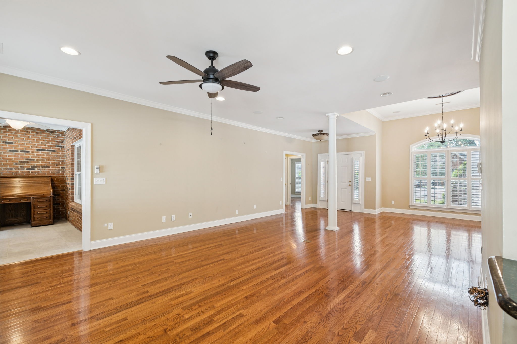 204 Magnolia Glen Ct