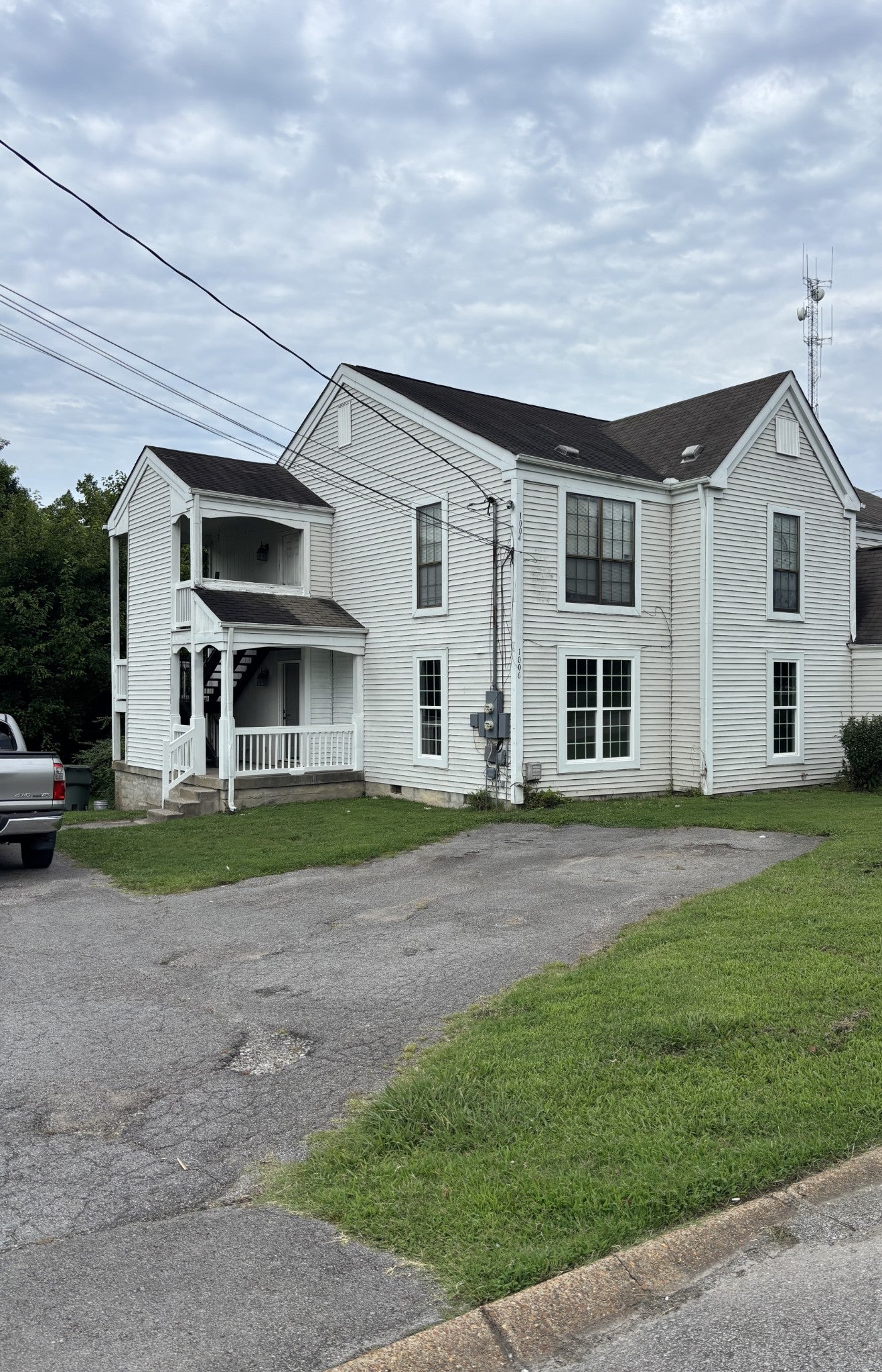 listing at 1004 Rachels Square Dr, Hermitage