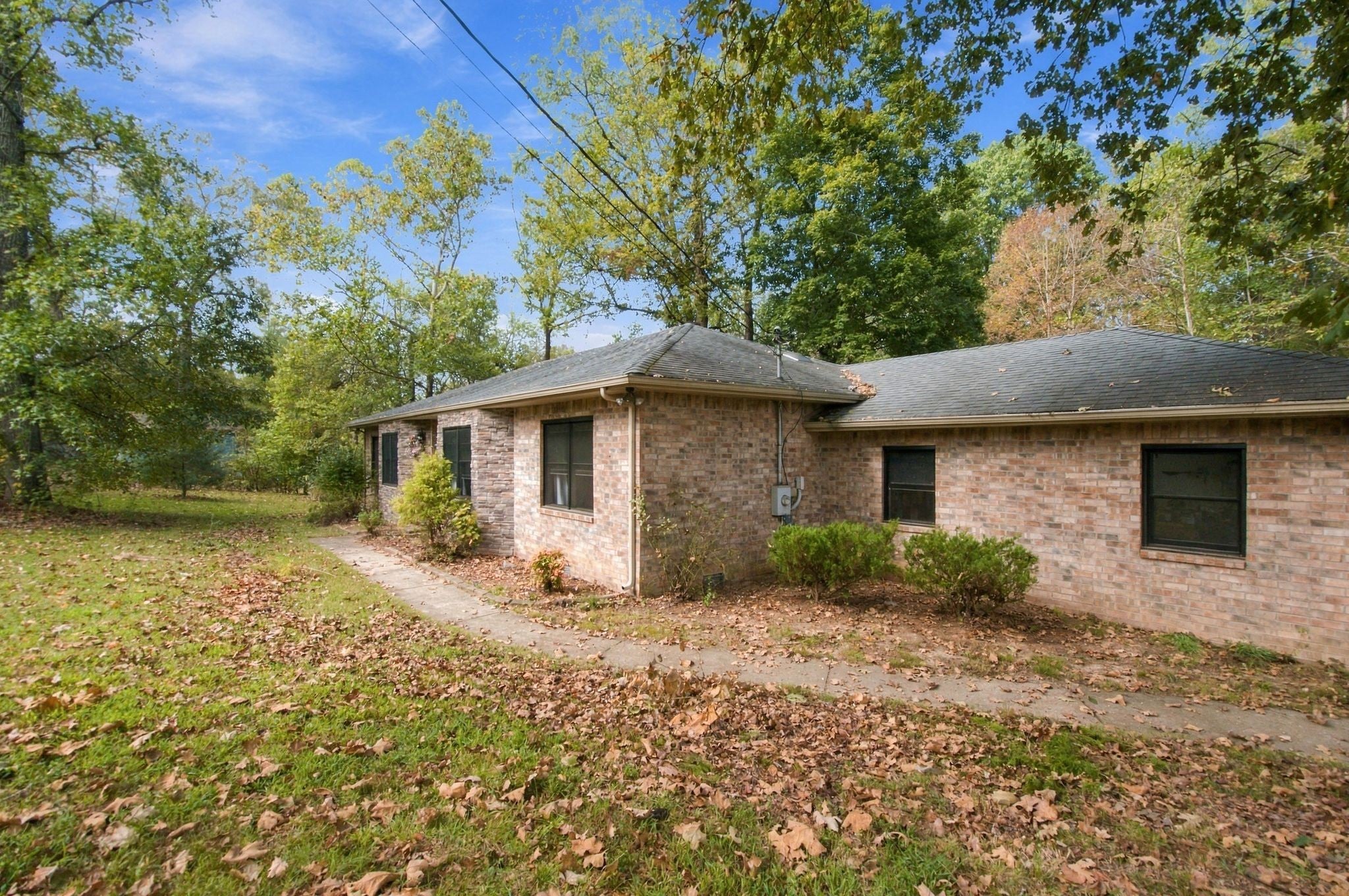219 E Kingston Springs Rd
