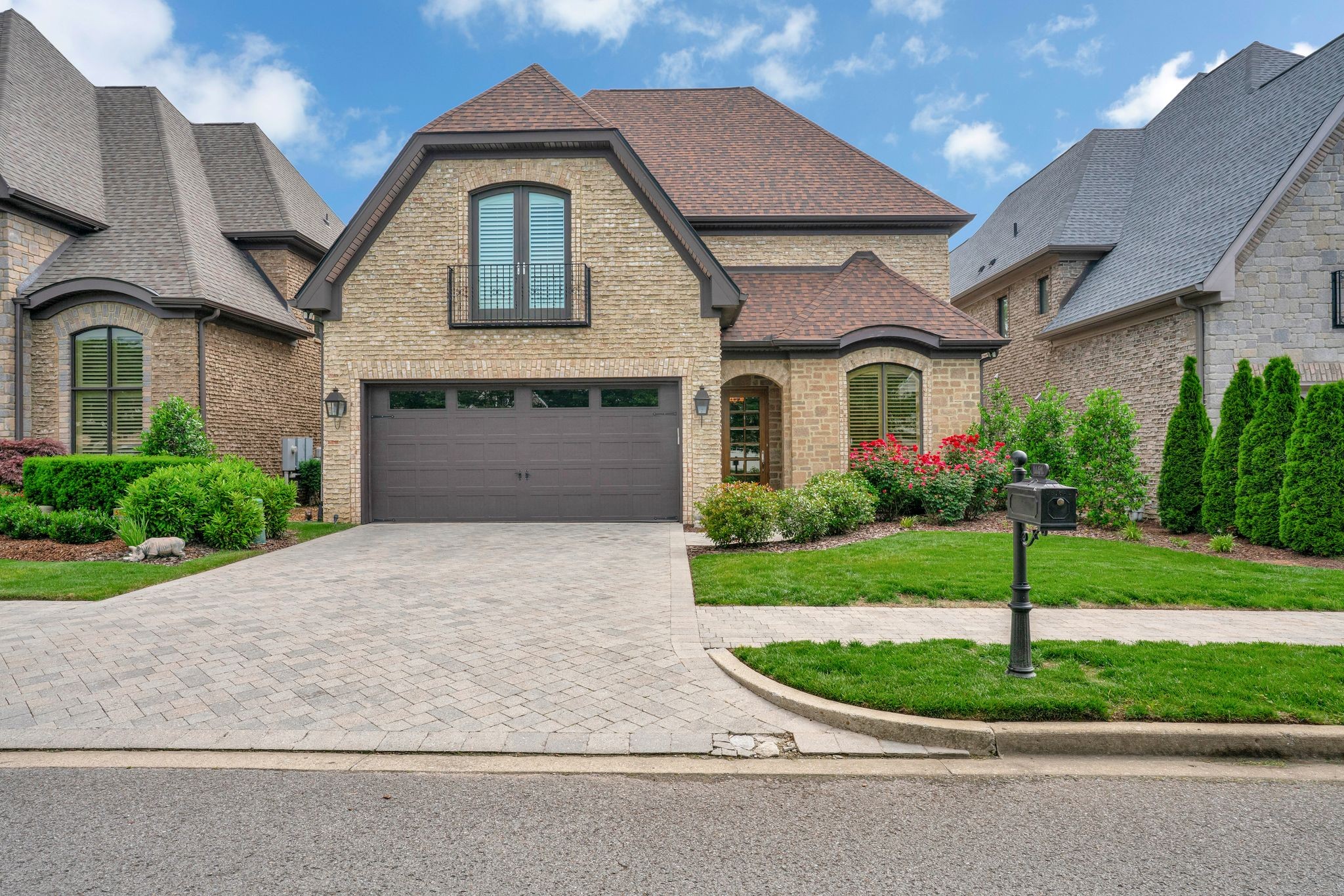 1161 Chloe Dr