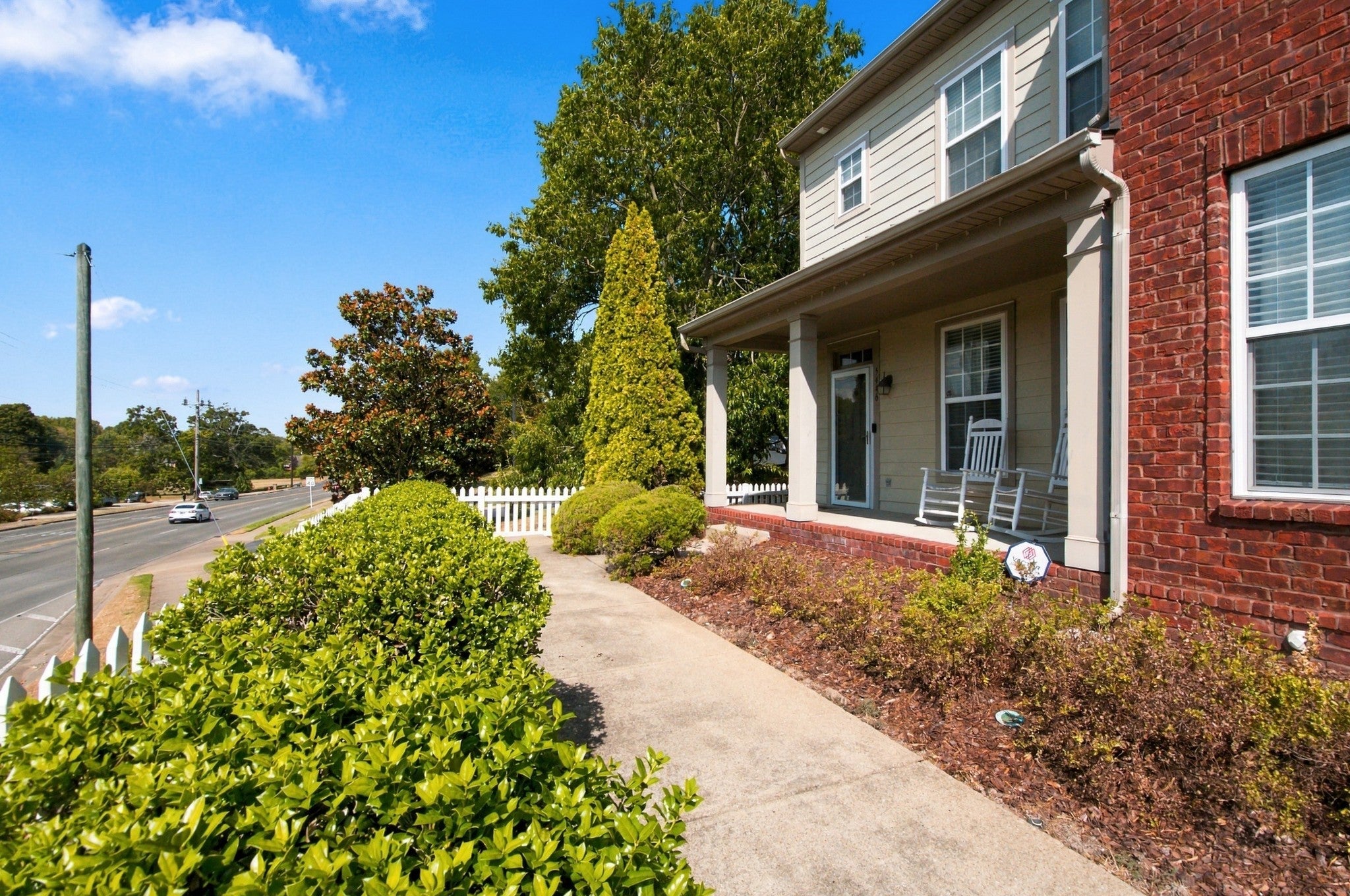 5466 Edmondson Pike End