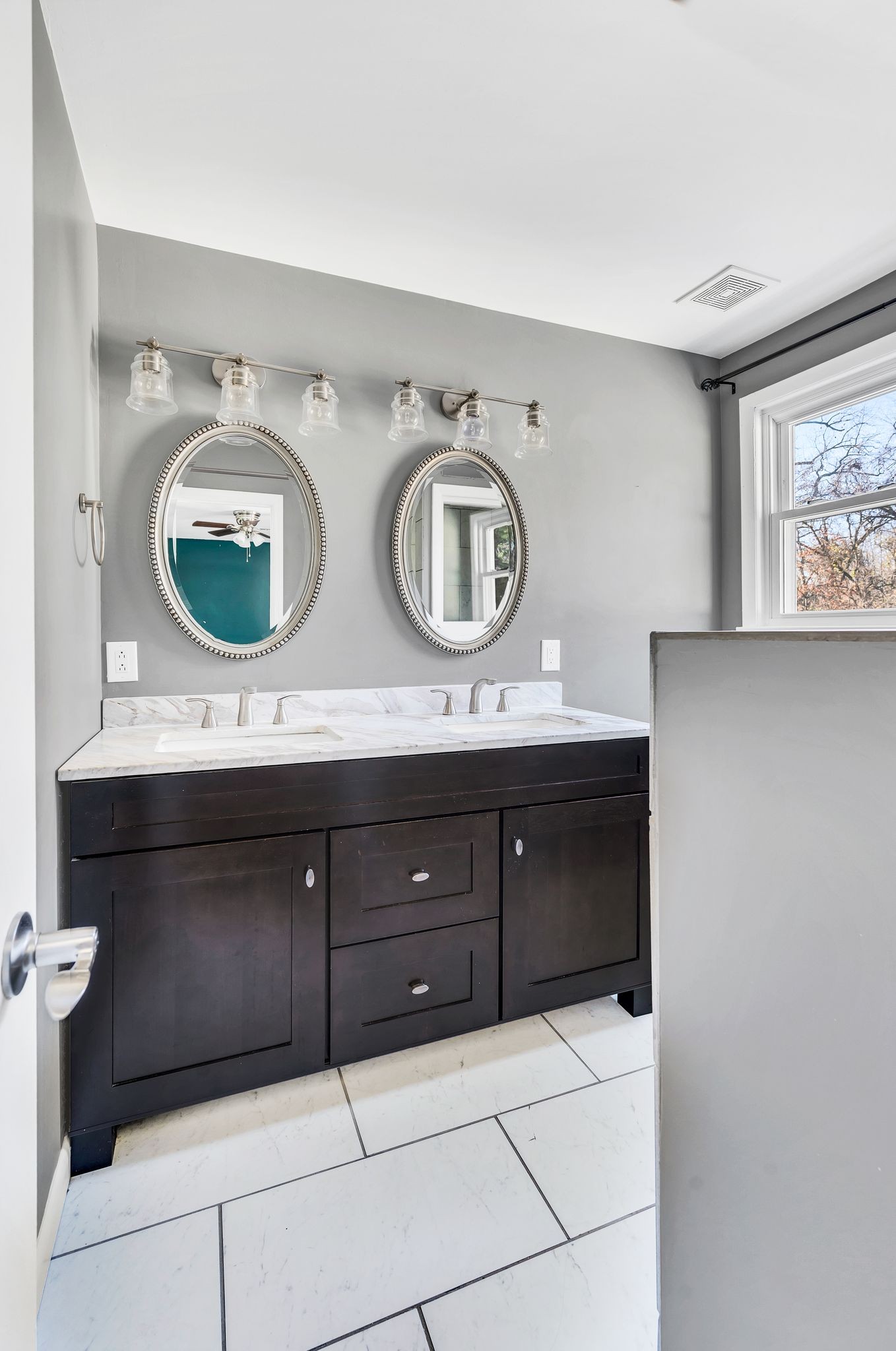 Old Hickory, Tennessee 37138, United States, 3 Bedrooms Bedrooms, ,2 BathroomsBathrooms,Residential,Active,29173