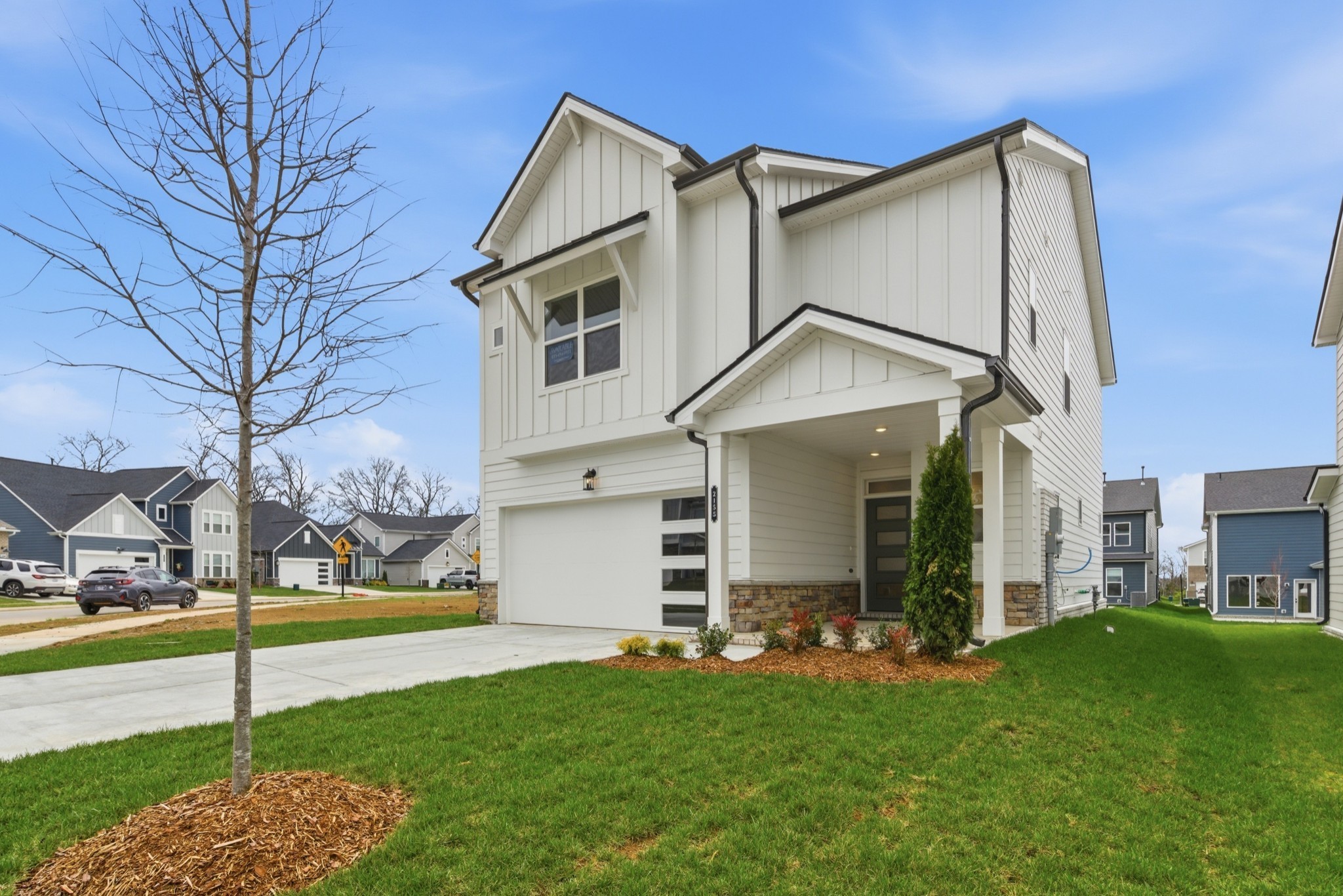 2155 Mackinac Bend