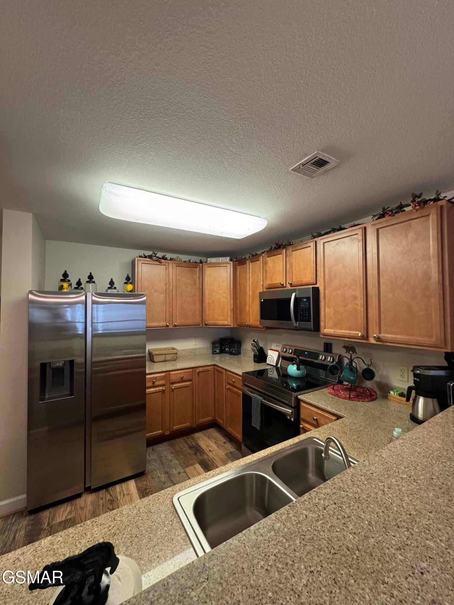 124 Plaza Drive 5207