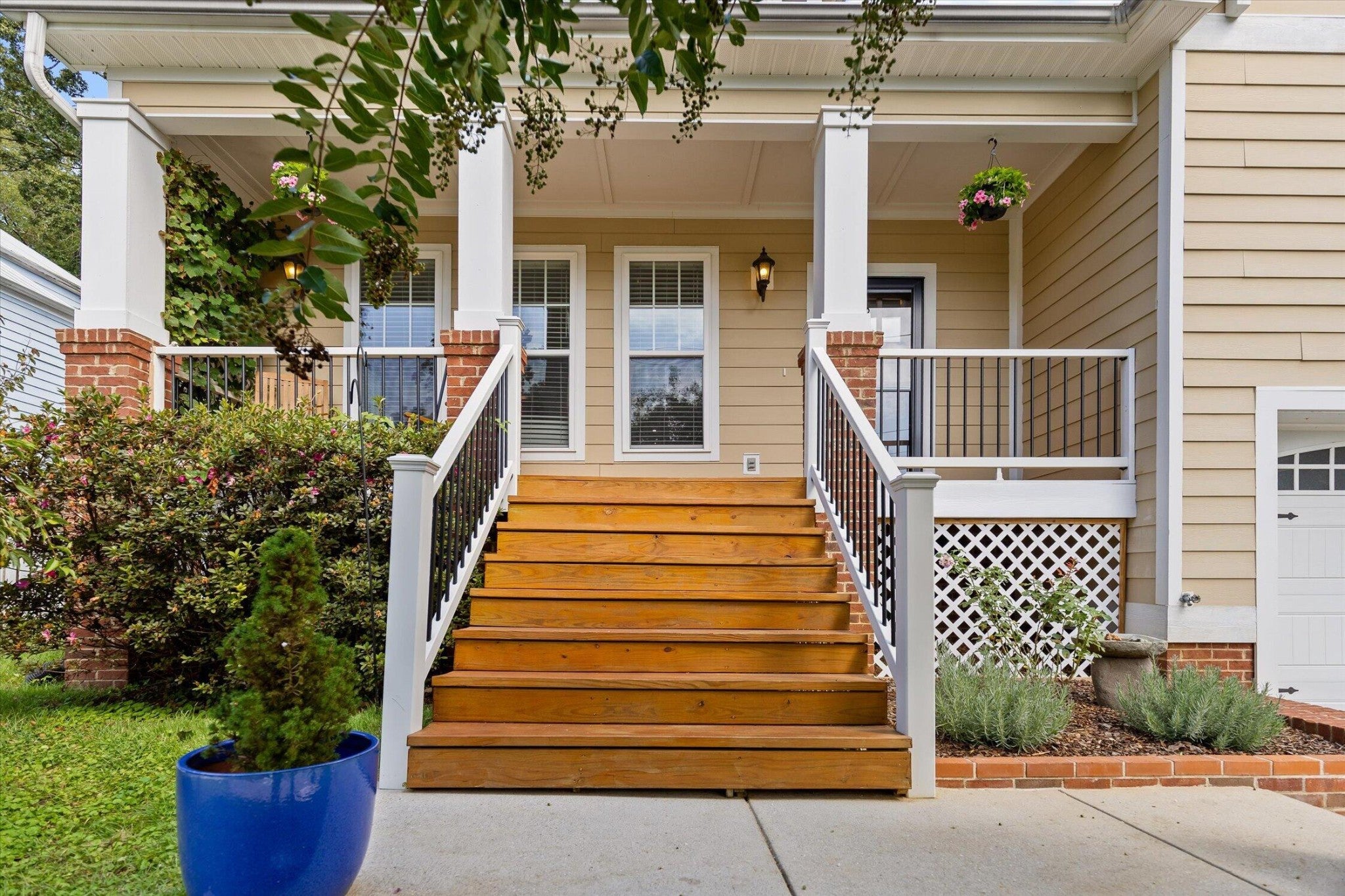 1728 Ichabod Lane