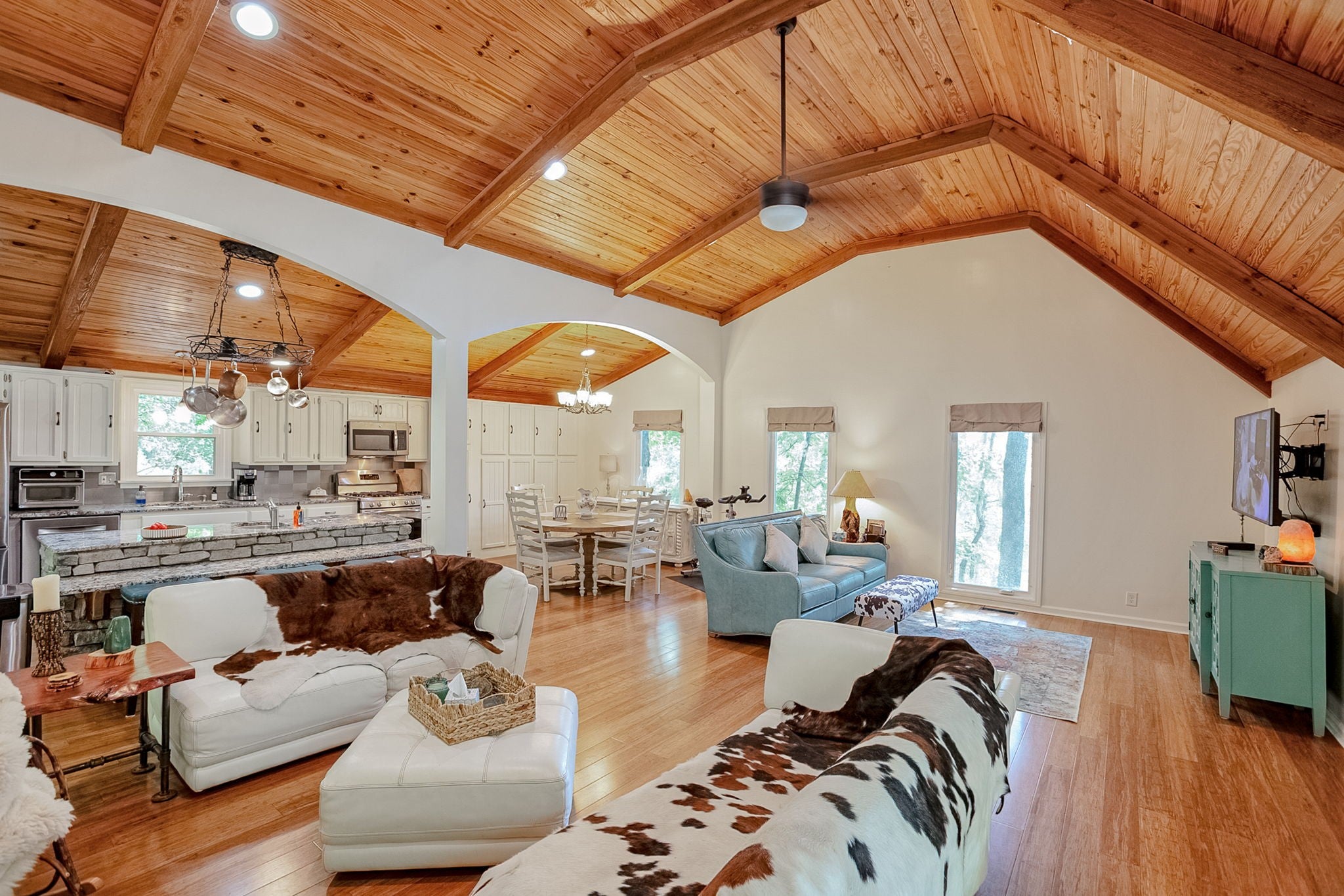 105 Nathan Forest Ct