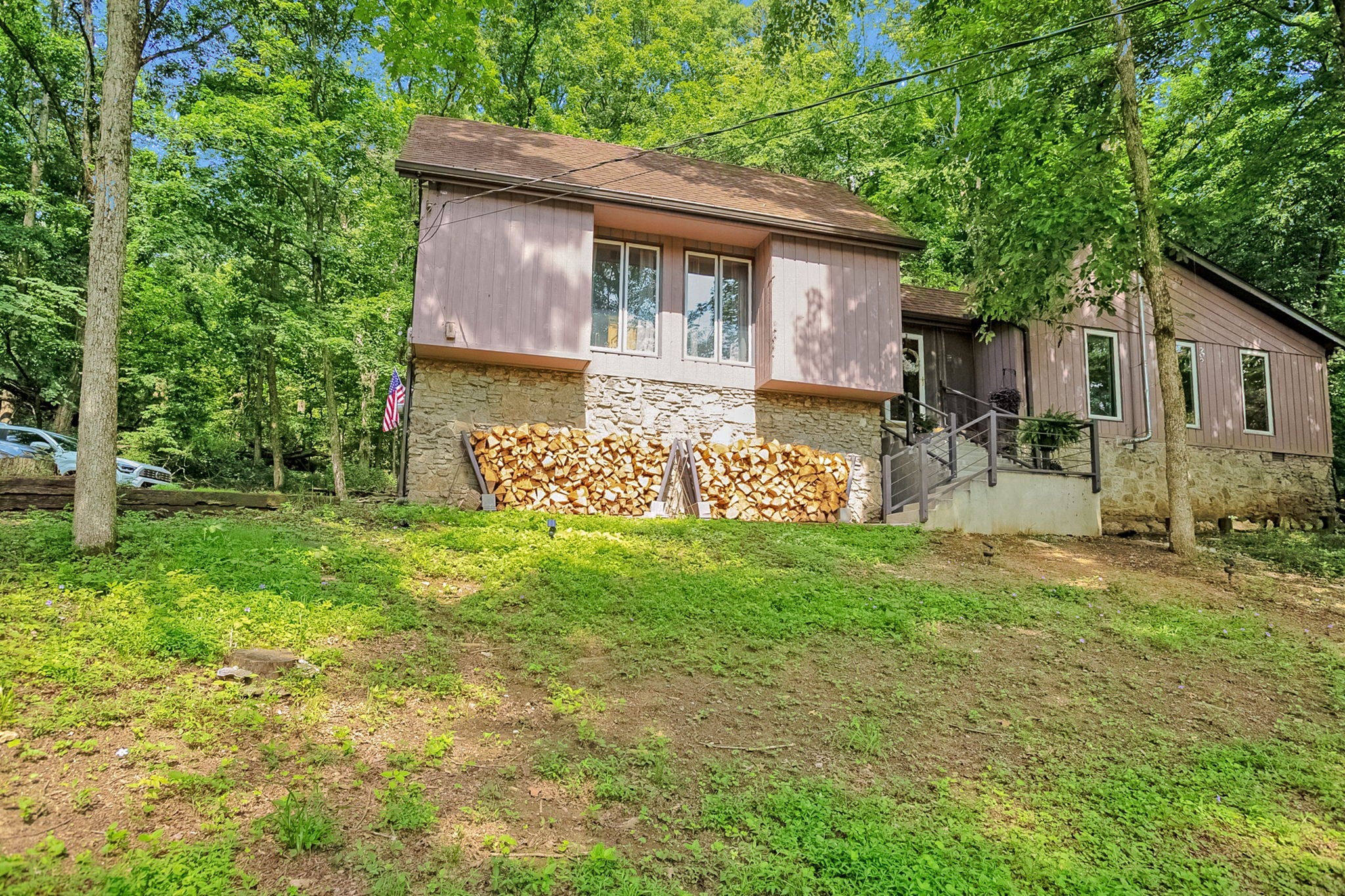 105 Nathan Forest Ct