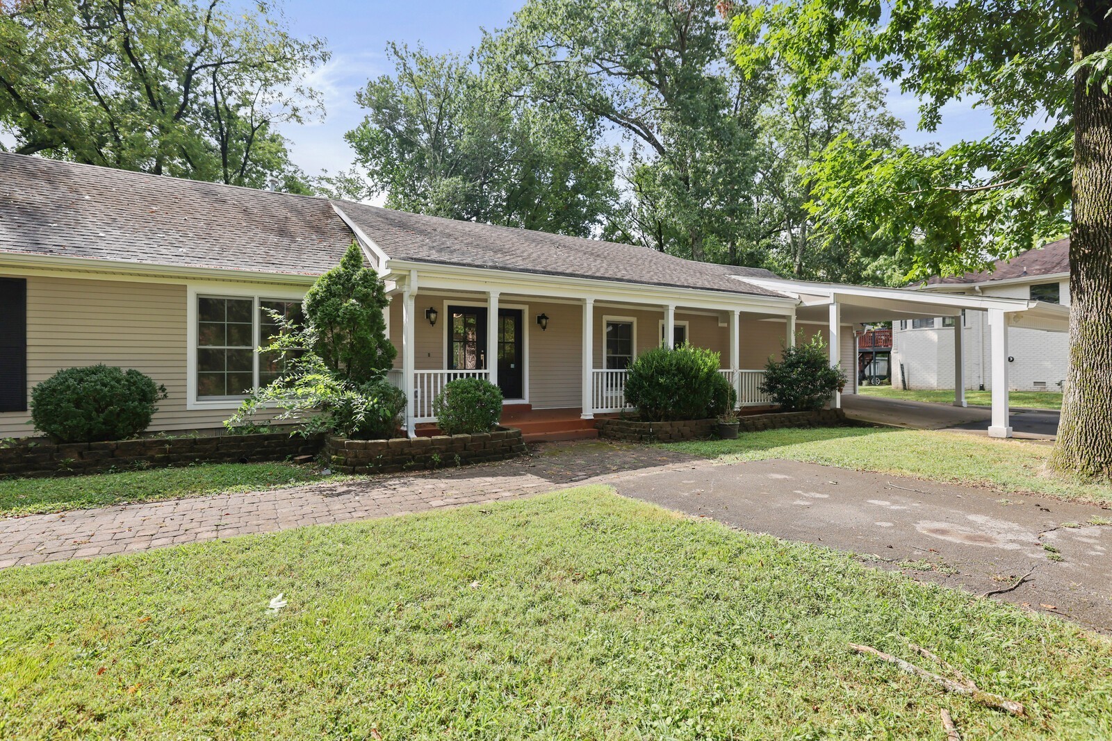 5909 Old Harding Pike