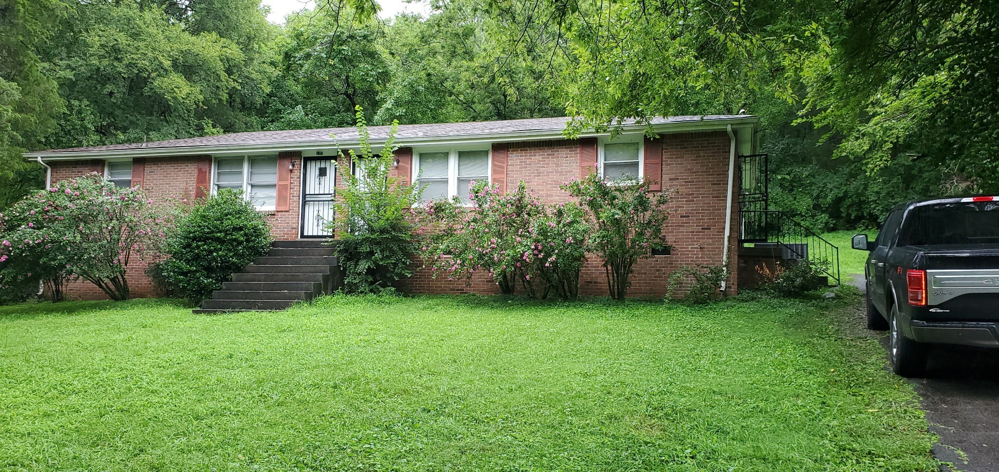 297 McGavock Pike