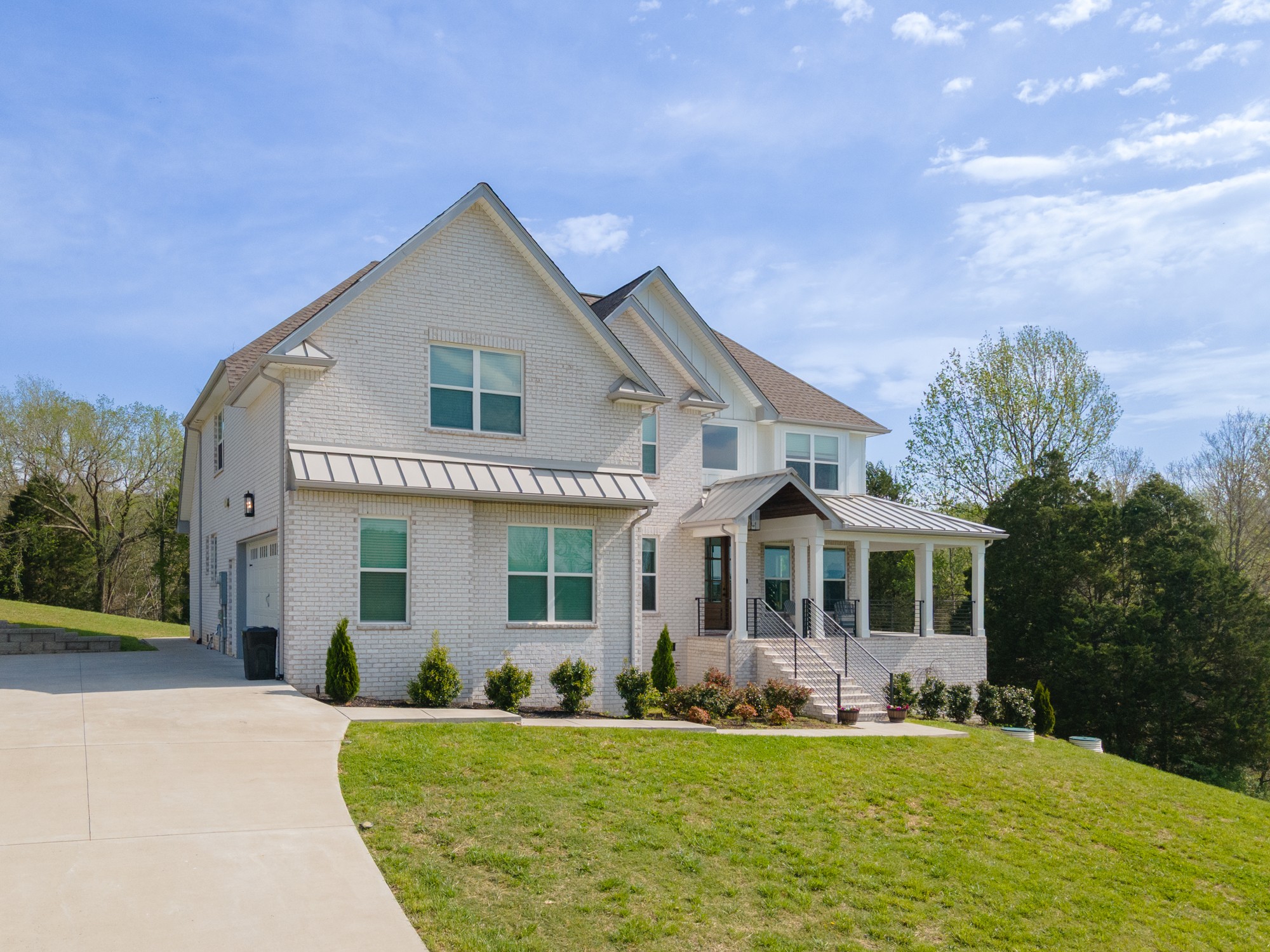 3027 Wedgewood Dr