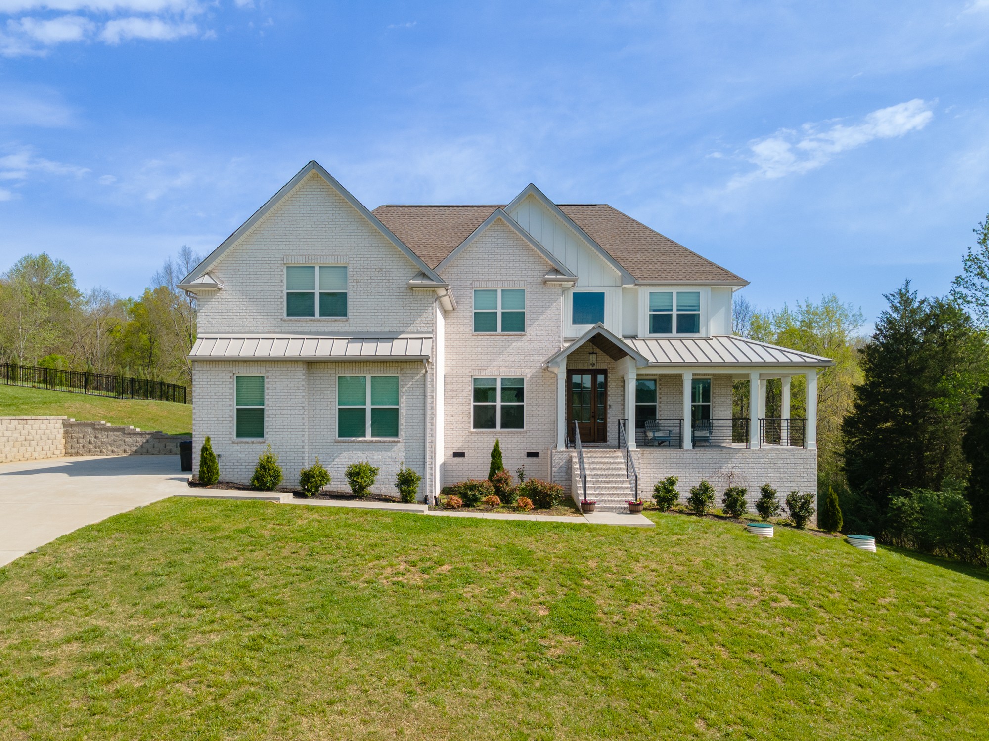 3027 Wedgewood Dr