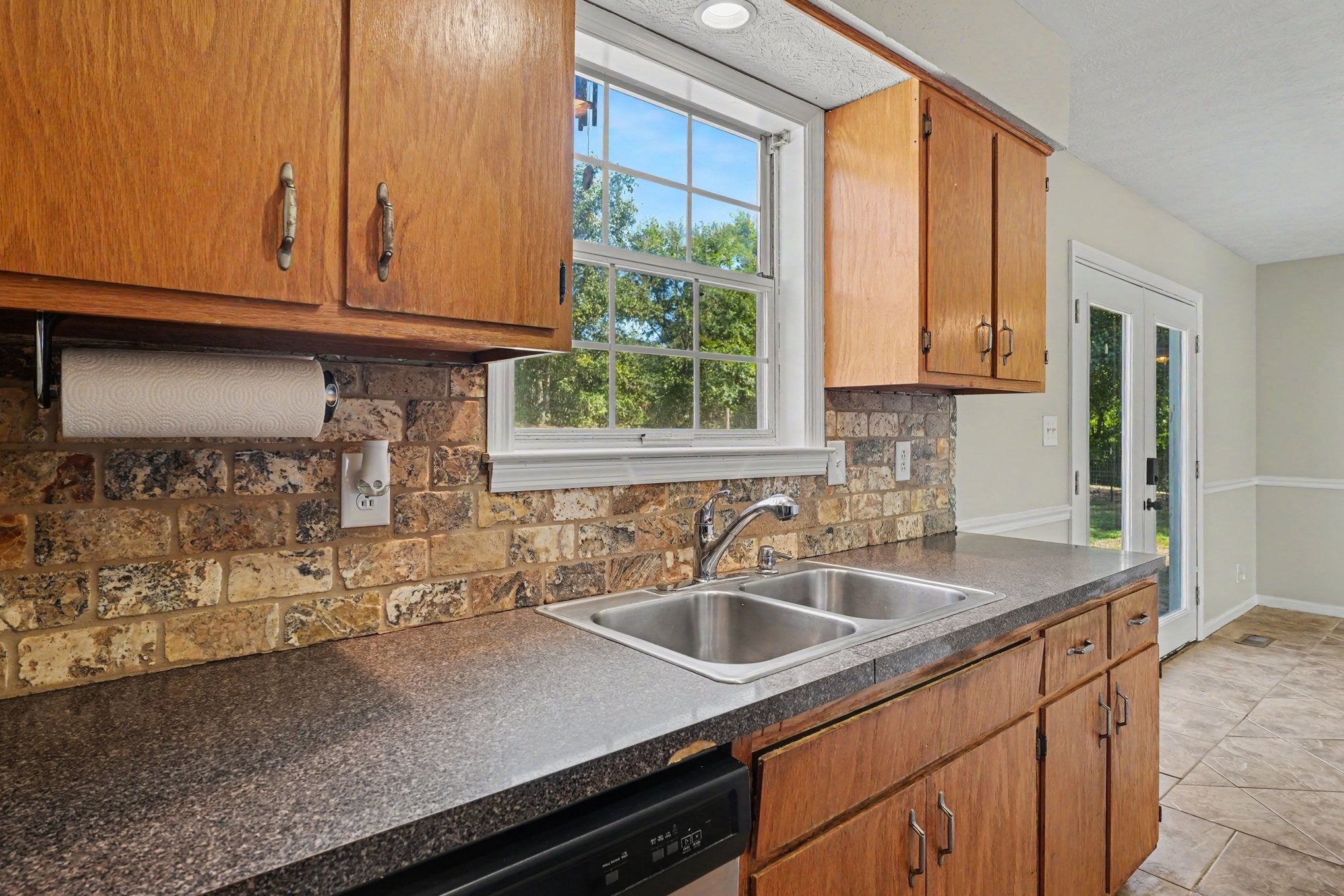 1008 Homestead Trl