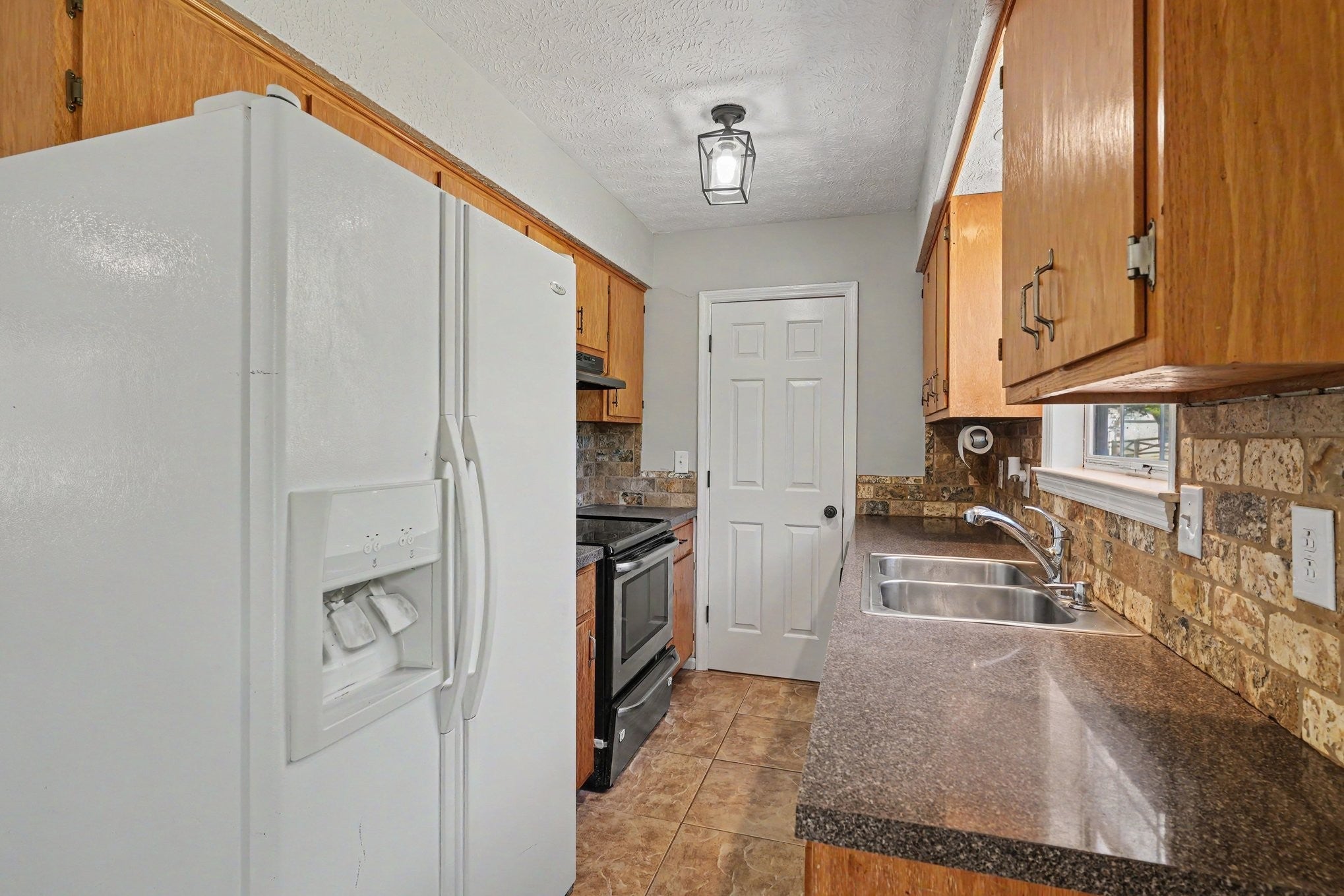 1008 Homestead Trl