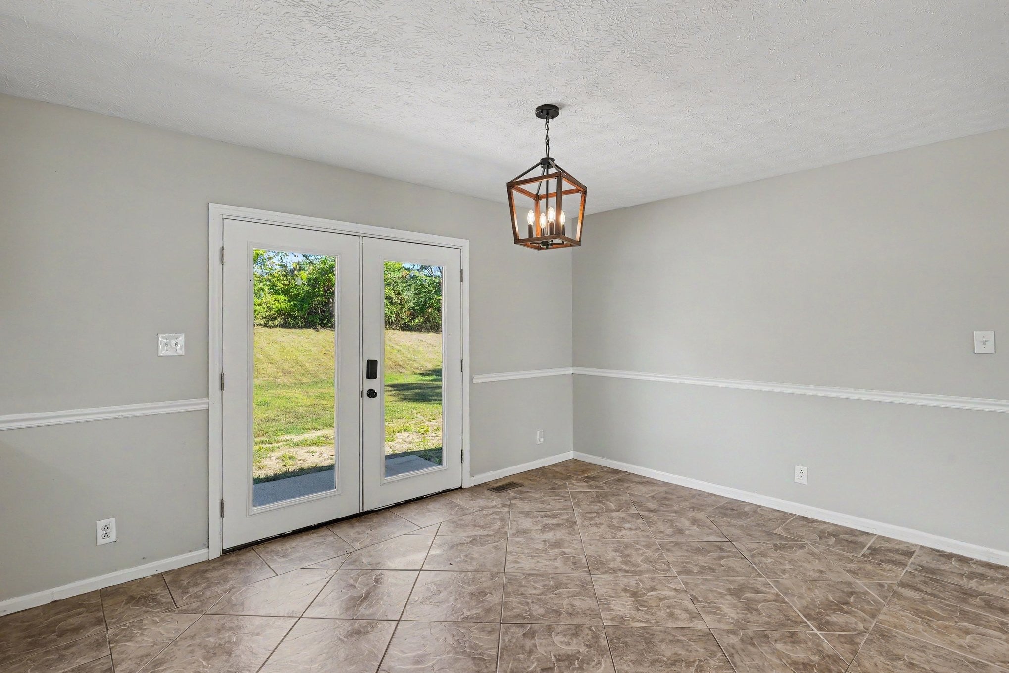 1008 Homestead Trl