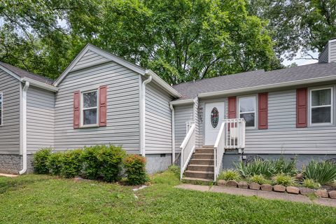 147 Lucy Dr Mount Juliet TN 37122