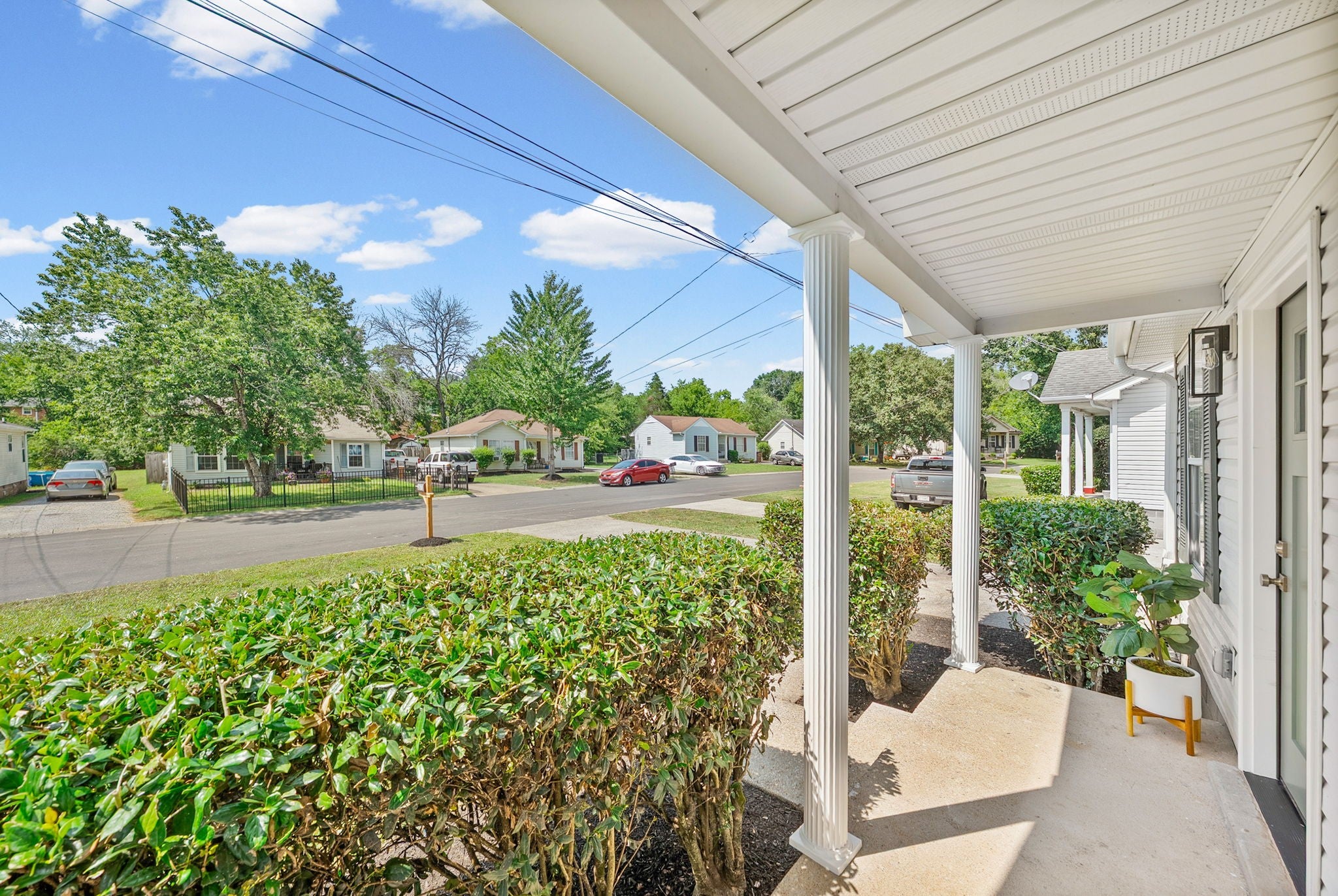 3-bed home sold in Nashville, TN 37207, 2573 Slaydon Dr 2573 Slaydon Dr, Nashville TN 37207 3-bed home, photo 4 of 31