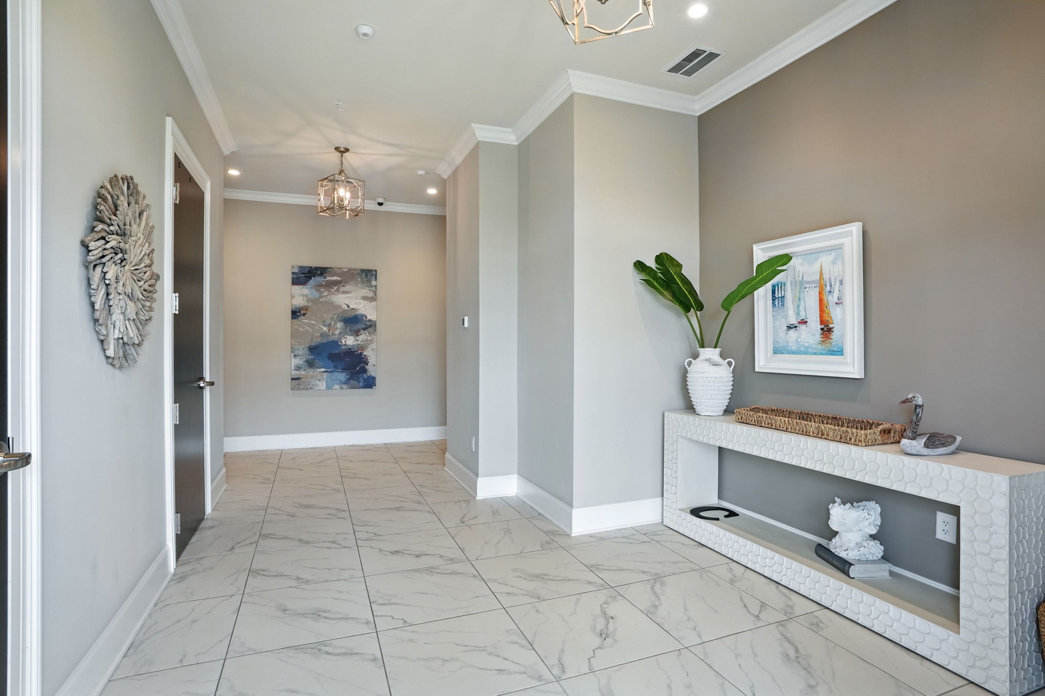 1024 Club View Drive C 202