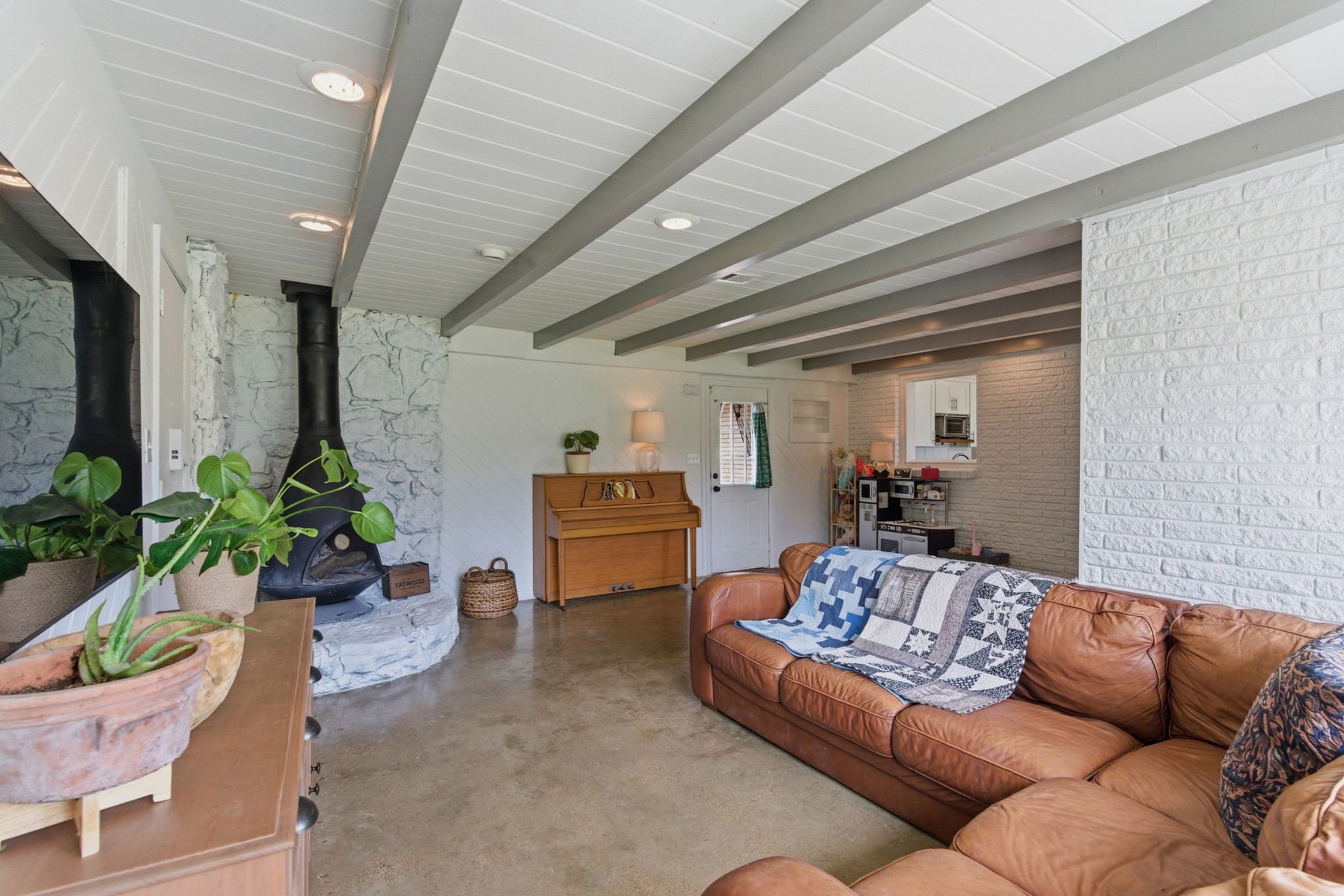 99 Curtiswood Dr