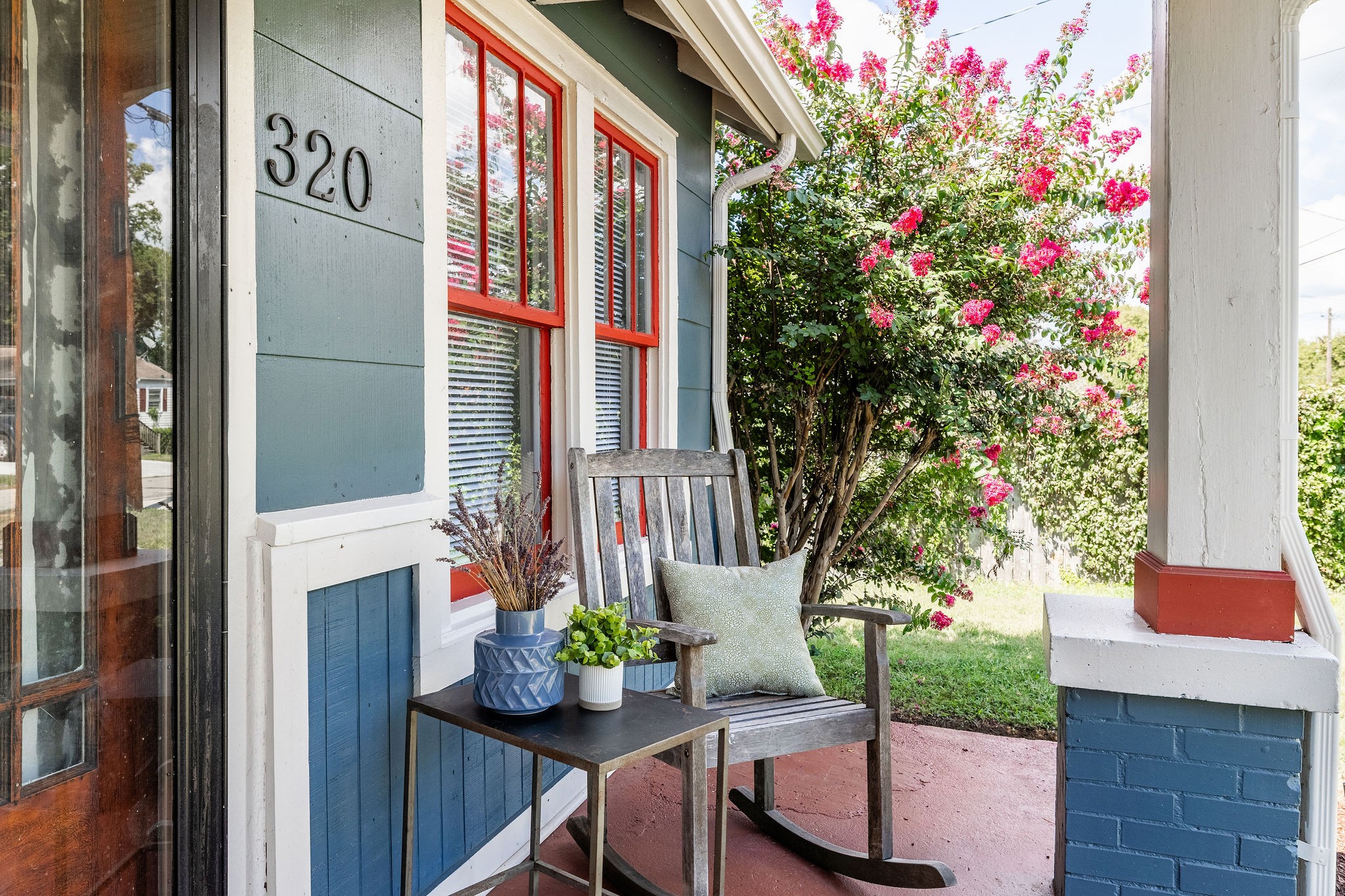 320 Cherry St