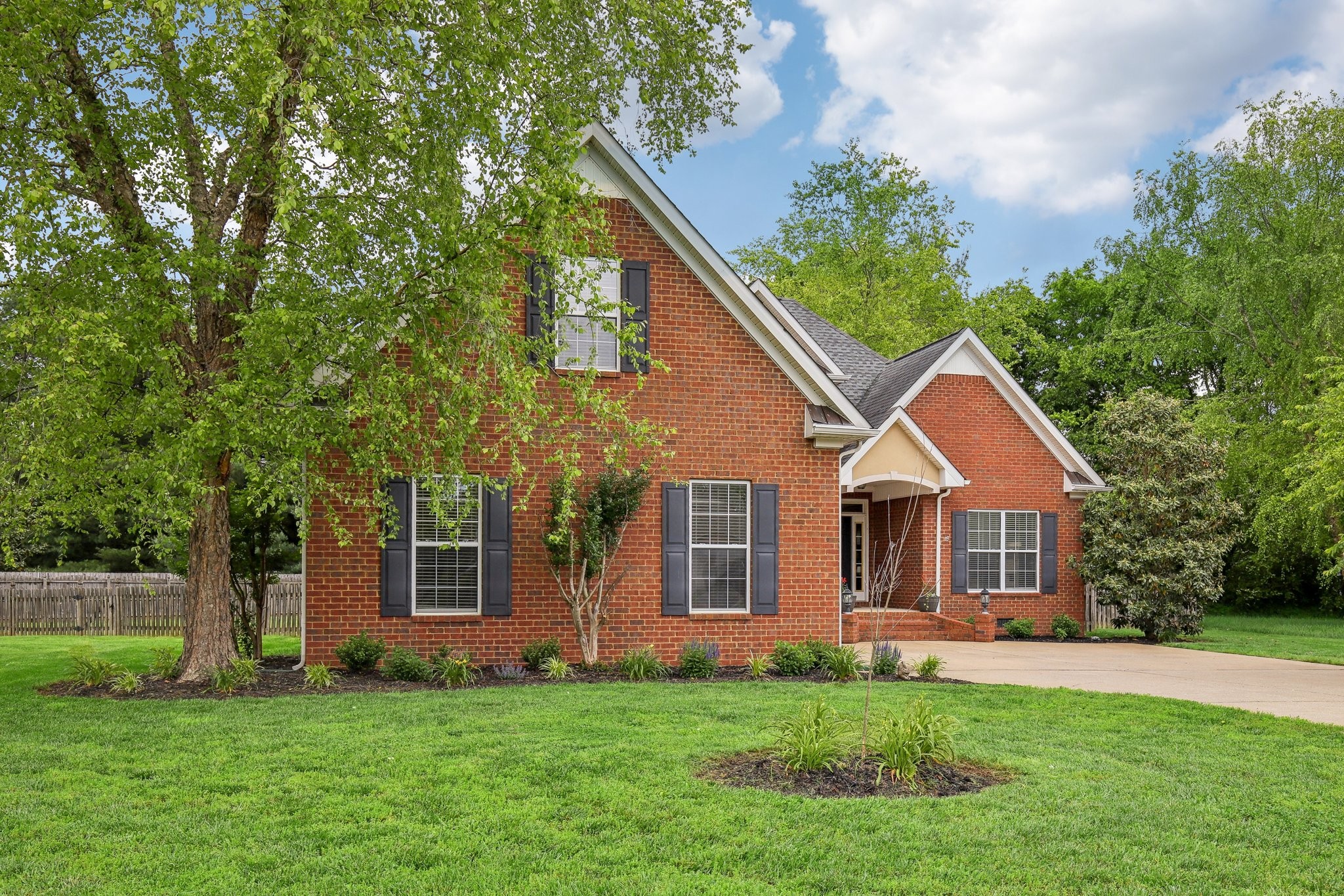 219 Oscar Ct