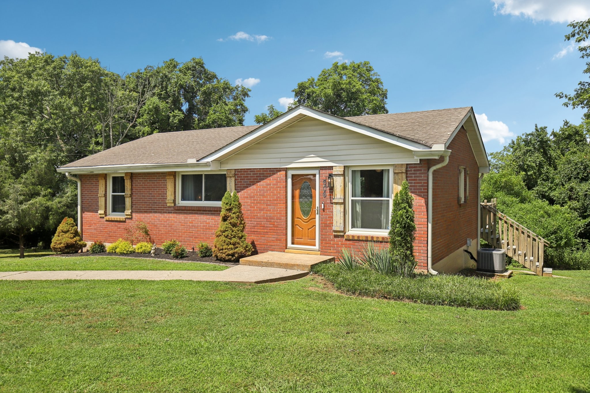 606 Elba Dr