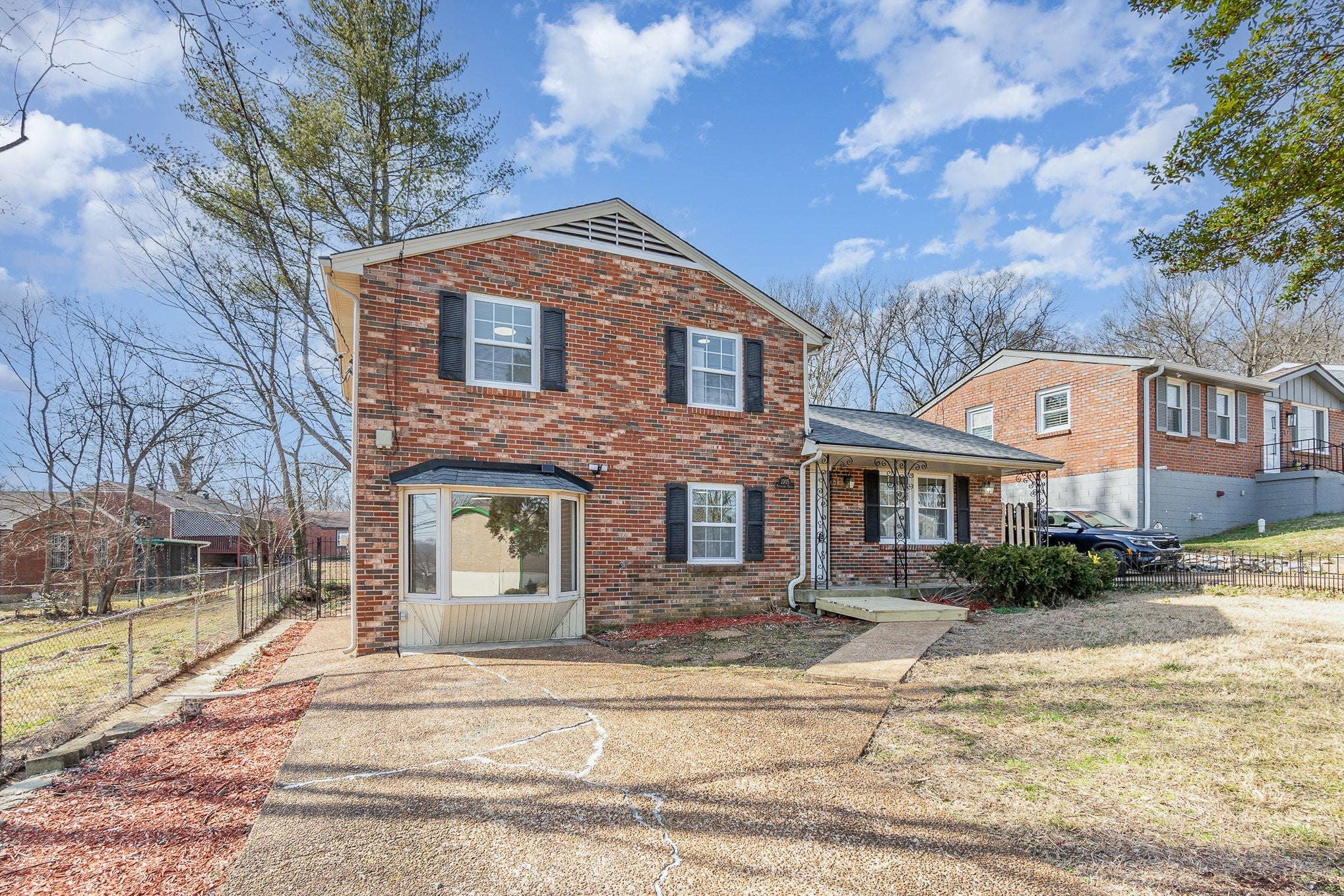 4-bed home for rent in Nashville, TN 37218, 3305 Panorama Dr 3305 Panorama Dr, Nashville TN 37218 4-bed home, photo 2 of 31