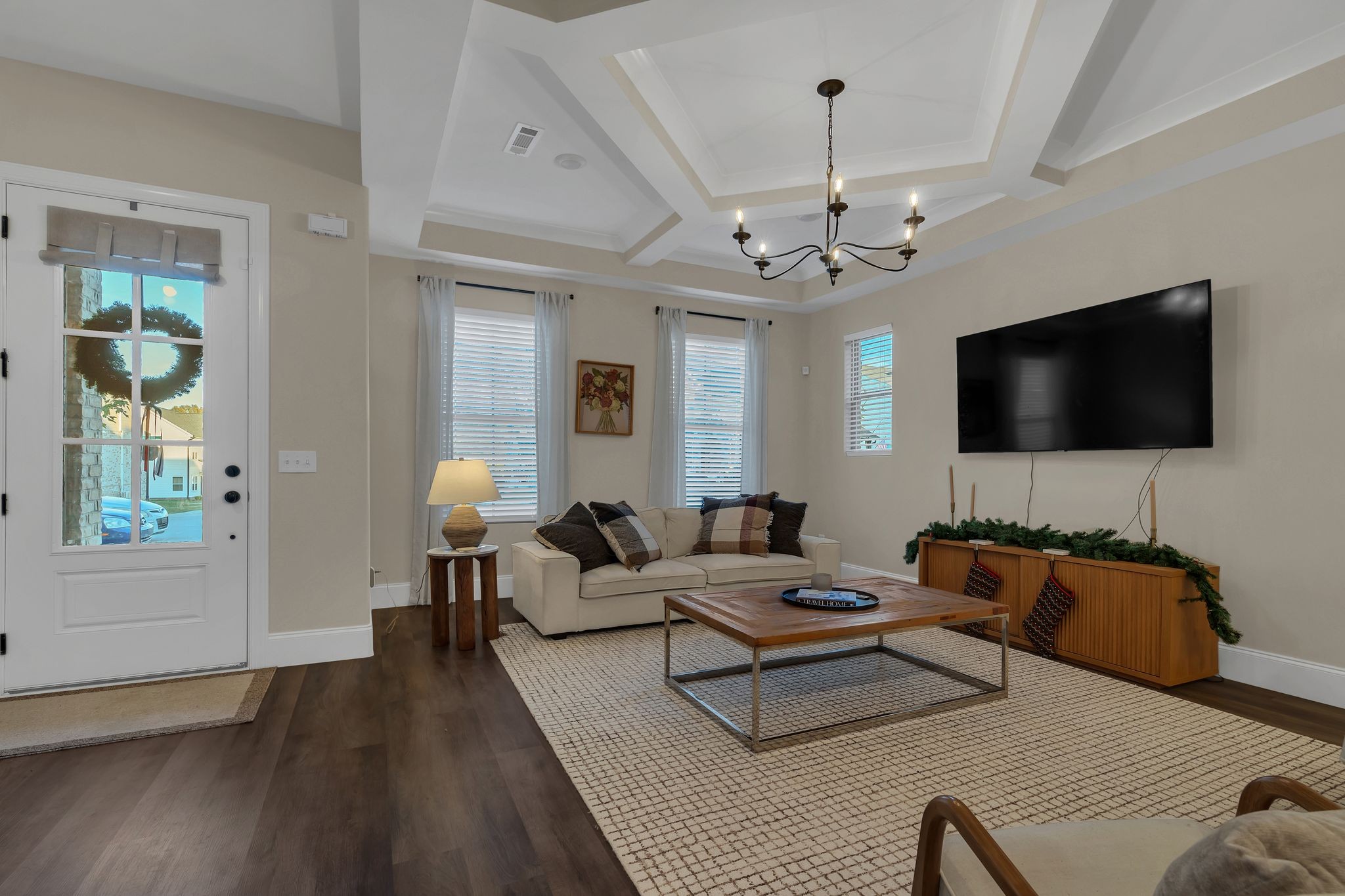 142 Oasis Dr