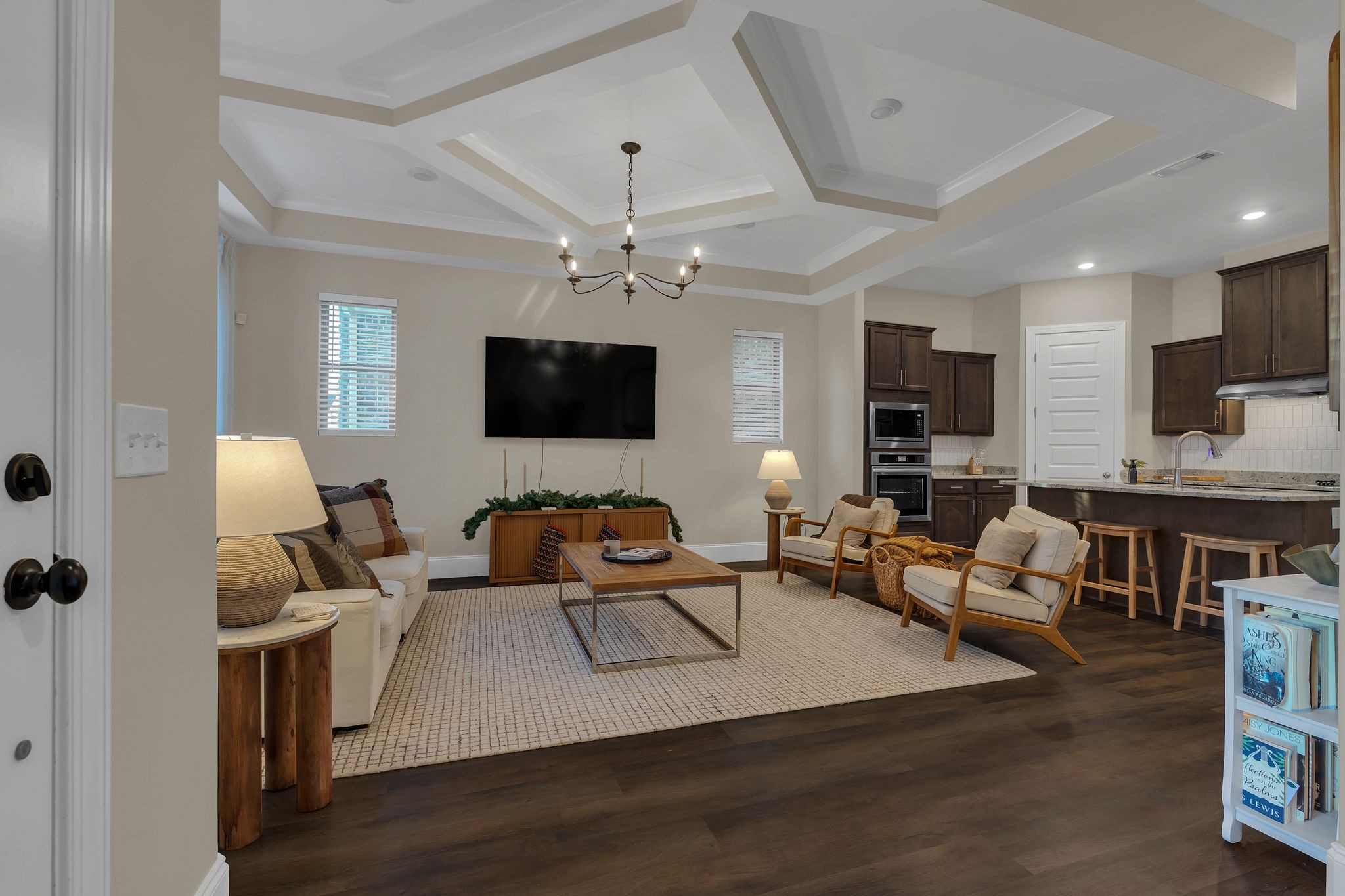 142 Oasis Dr