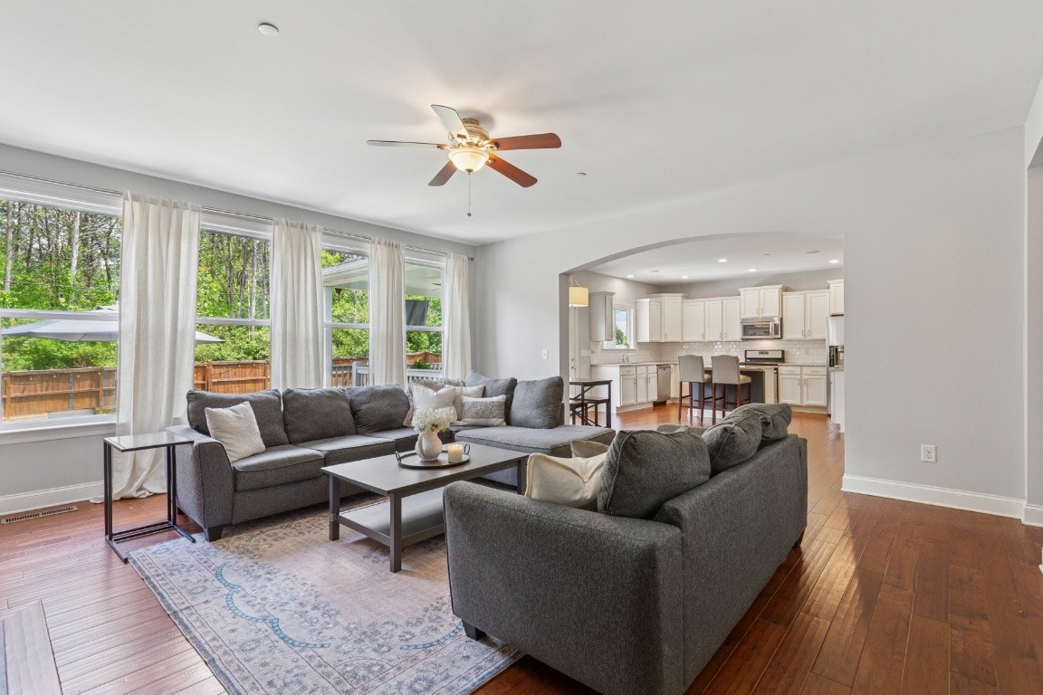 123 Whitney Park Dr