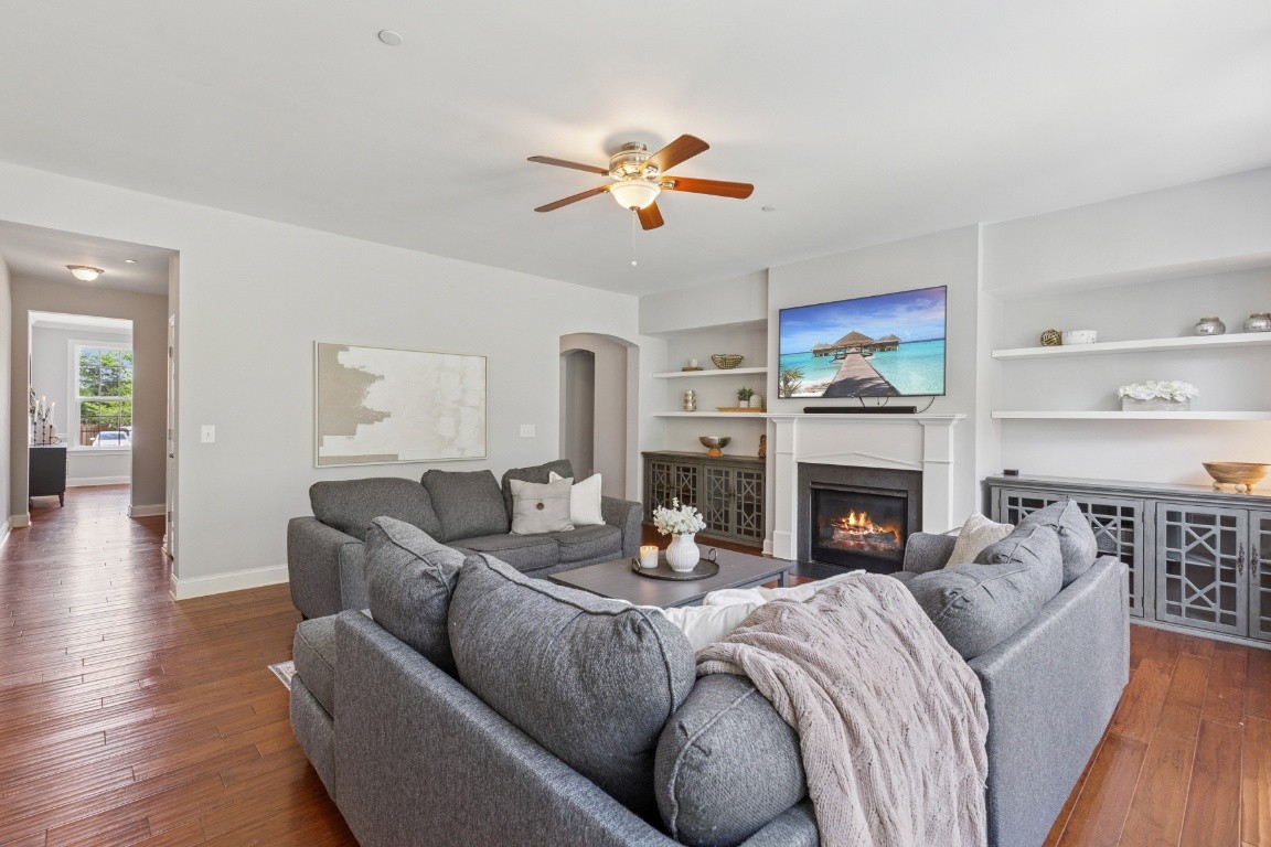 123 Whitney Park Dr