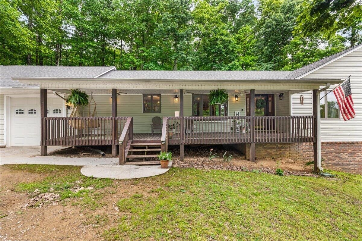 400 Mapleton Drive NW