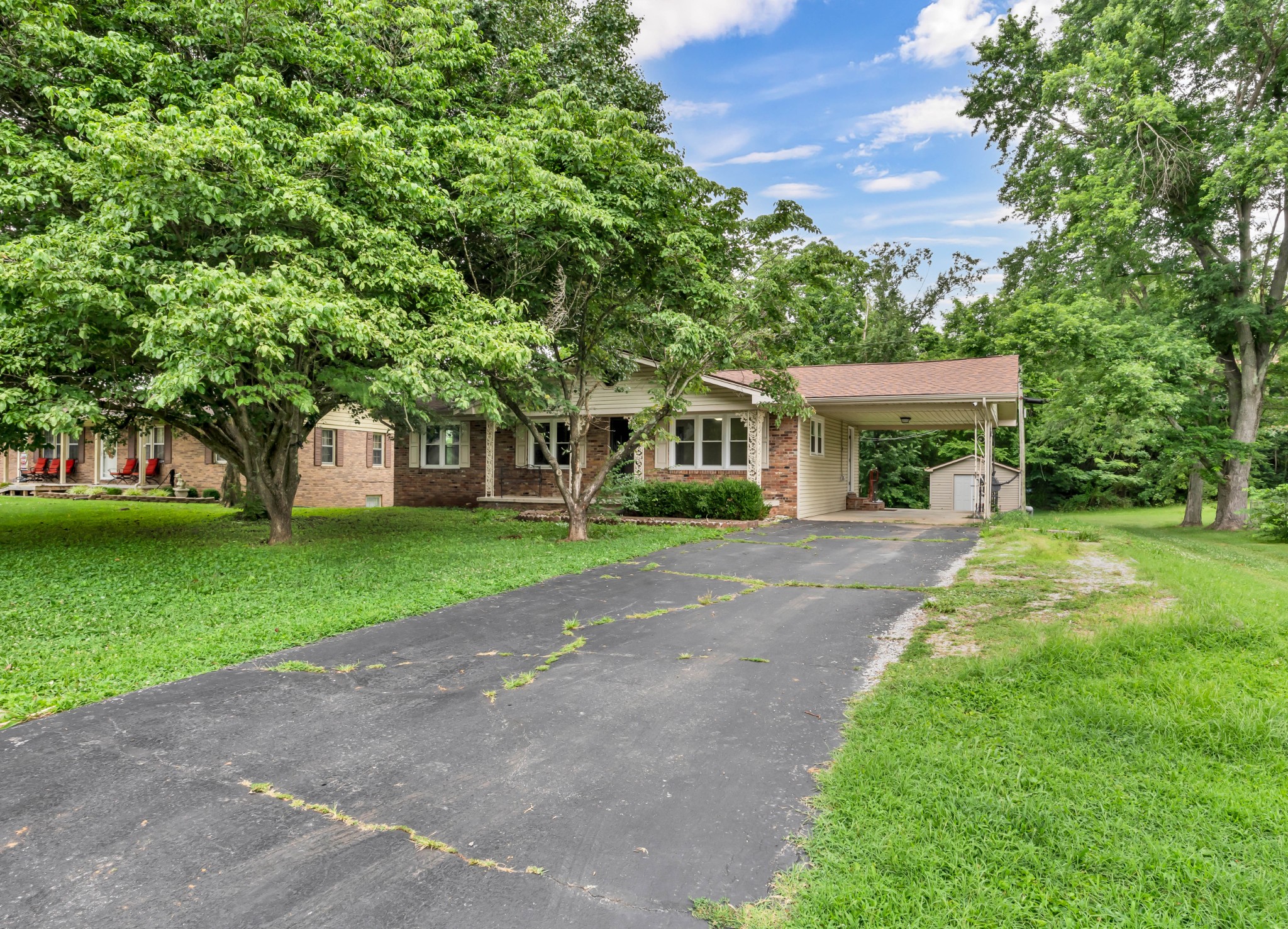 412 Colonial Ter