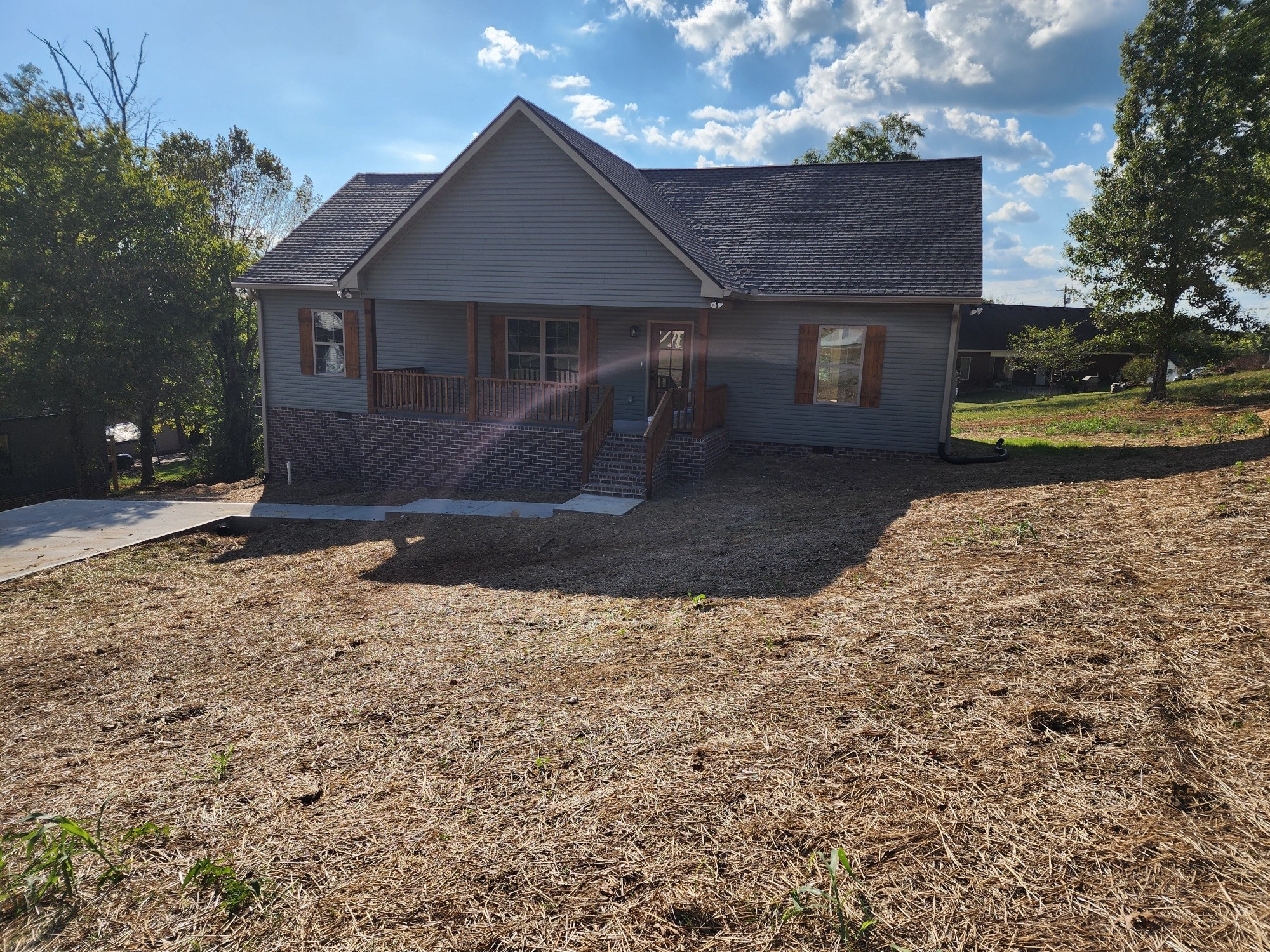 125 Acorn Ln