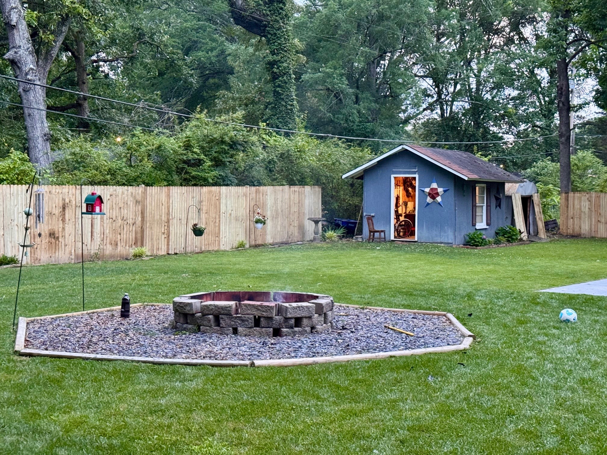 1100 Woodland Dr