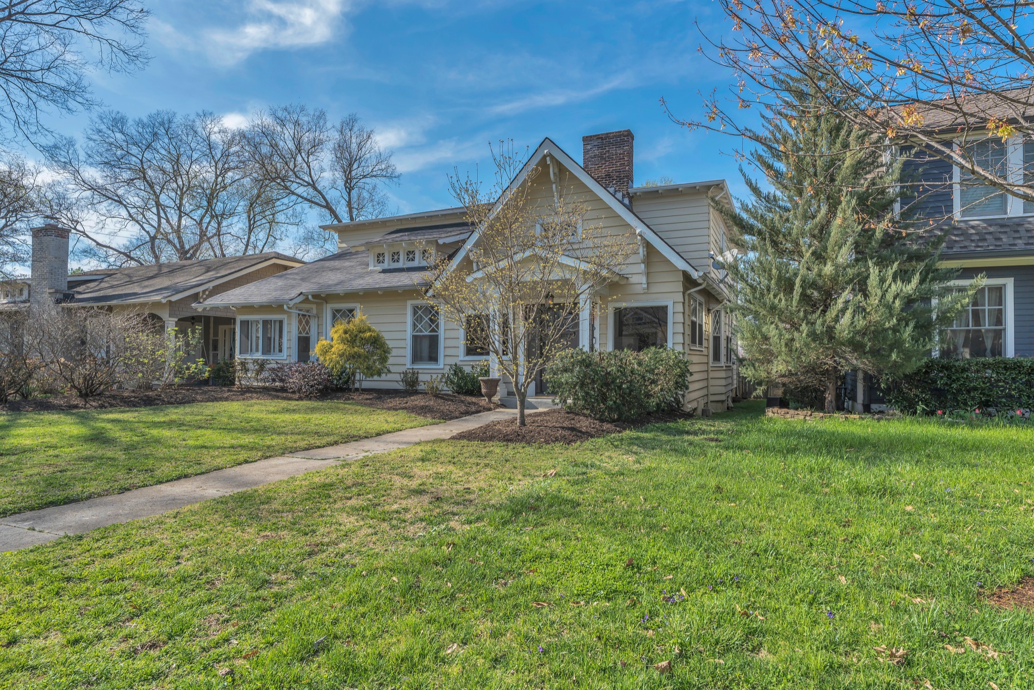 3814 Central Ave