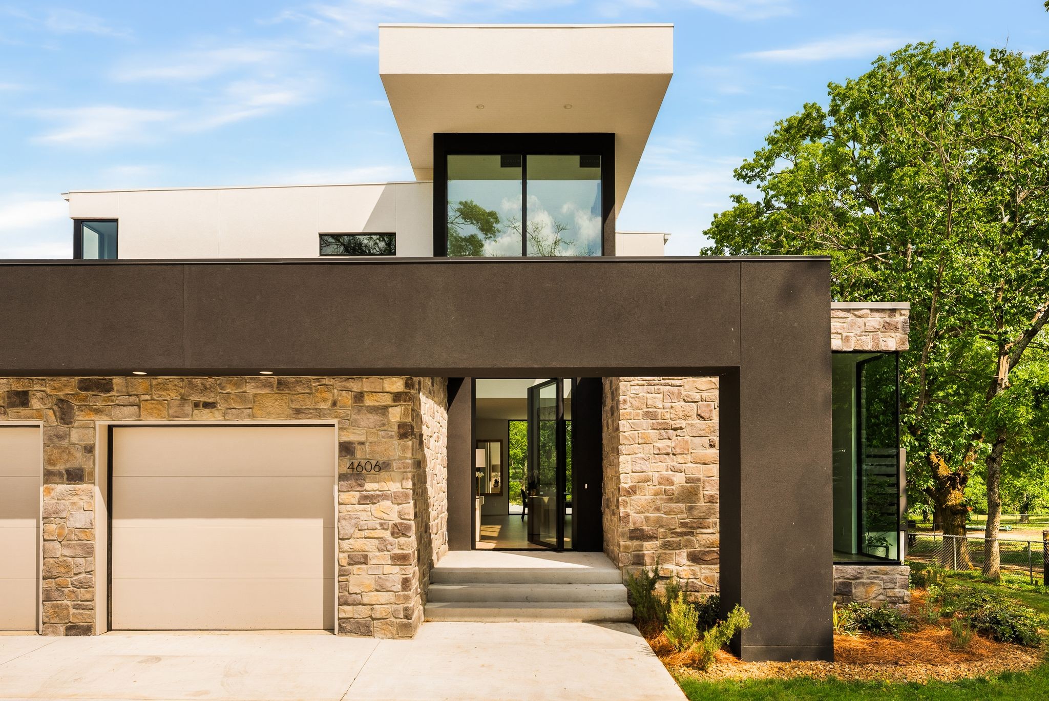 4606 Granny White Pike