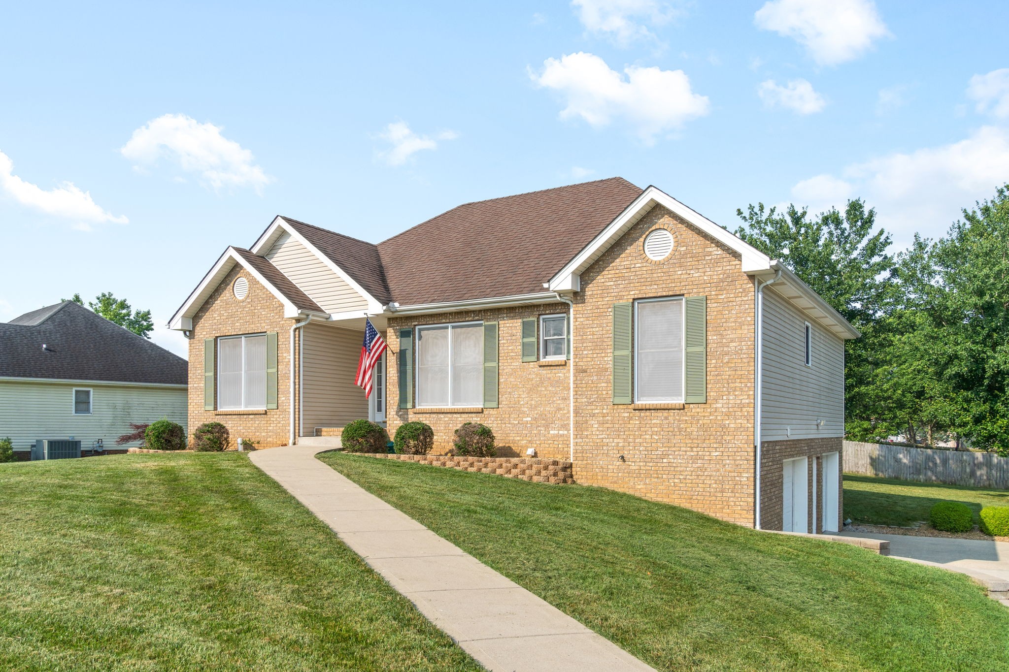 3672 Fieldstone Dr