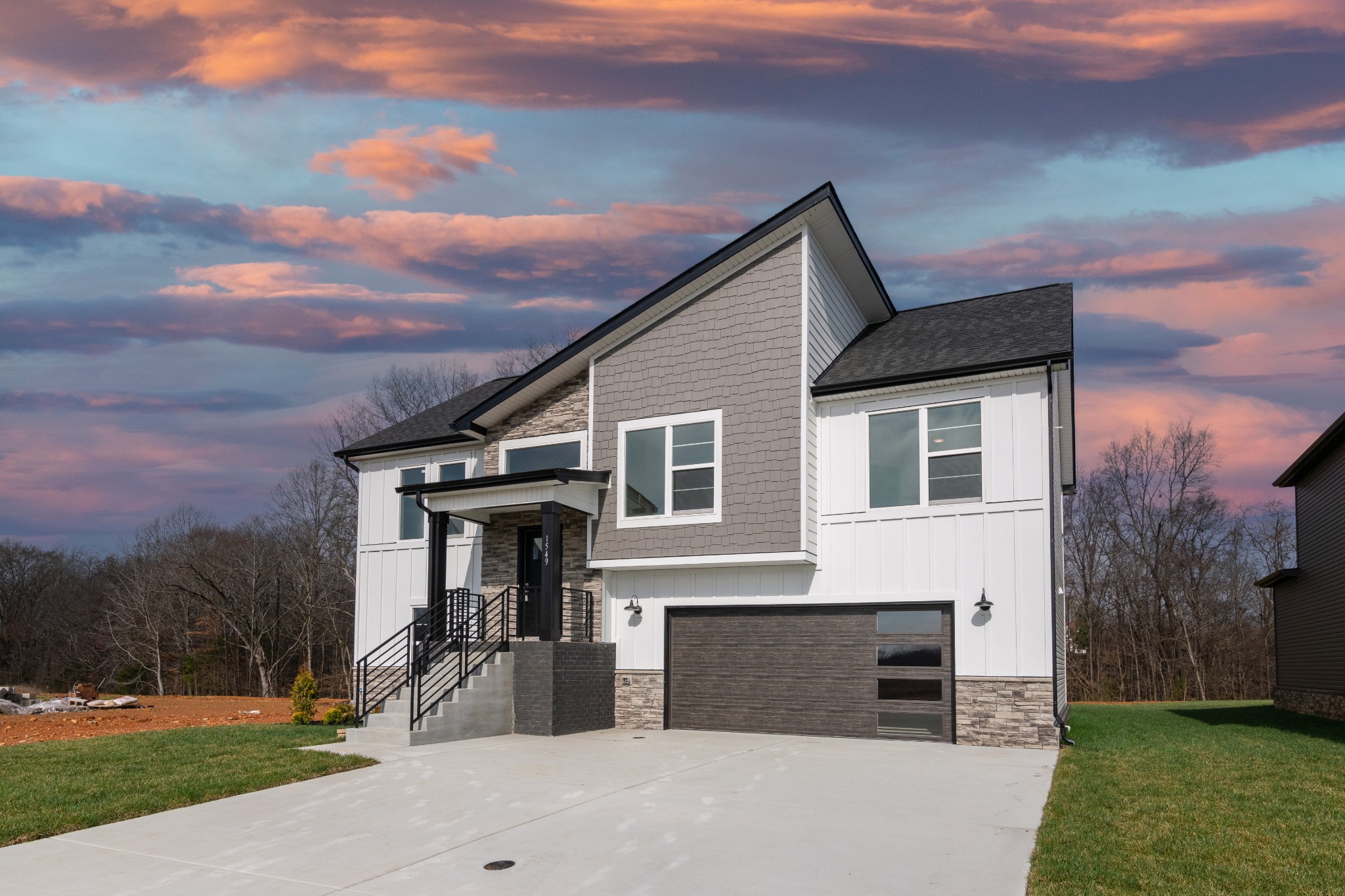 1549 Hidden Creek Trail