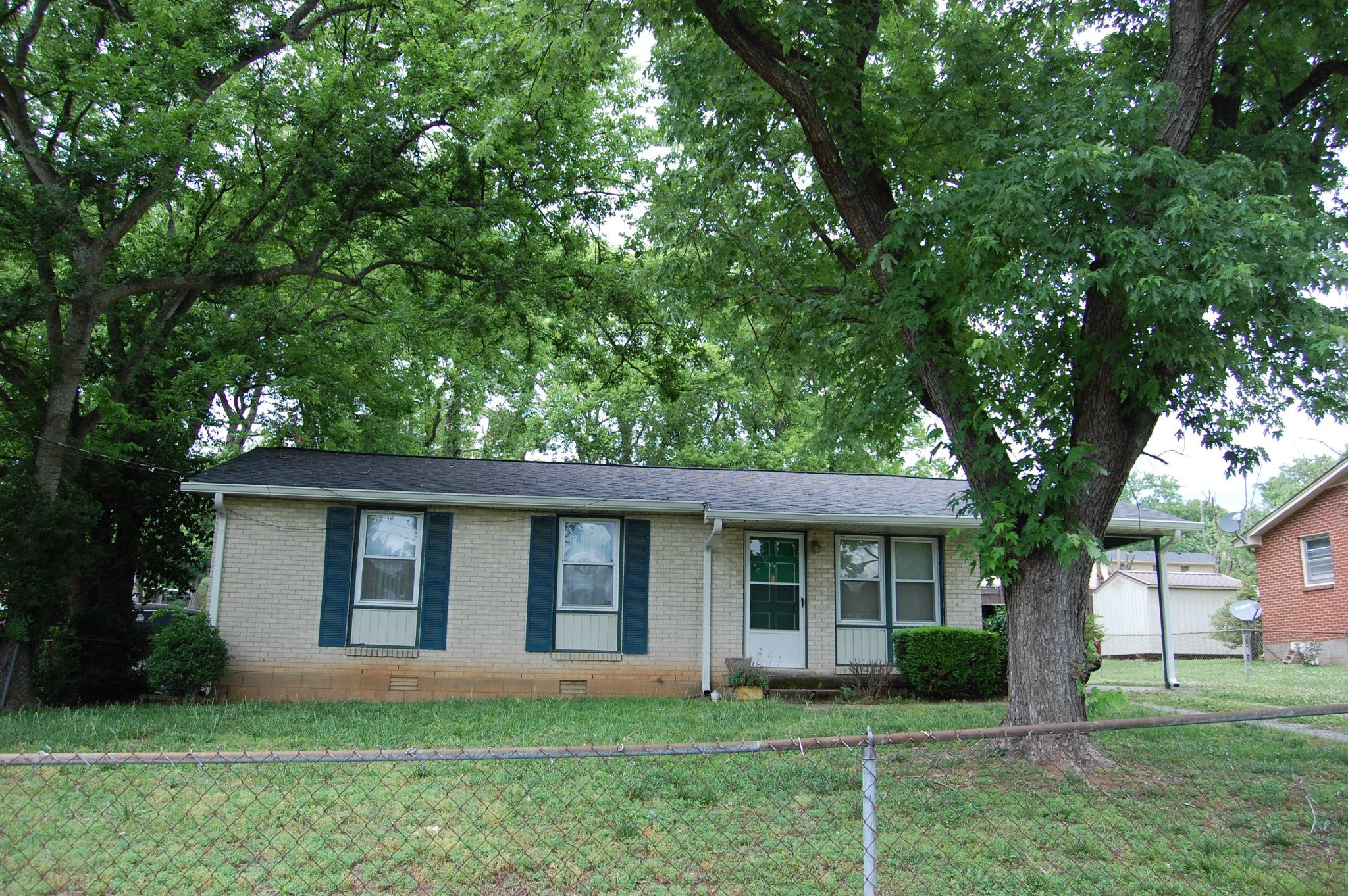 220 Cherry Dr