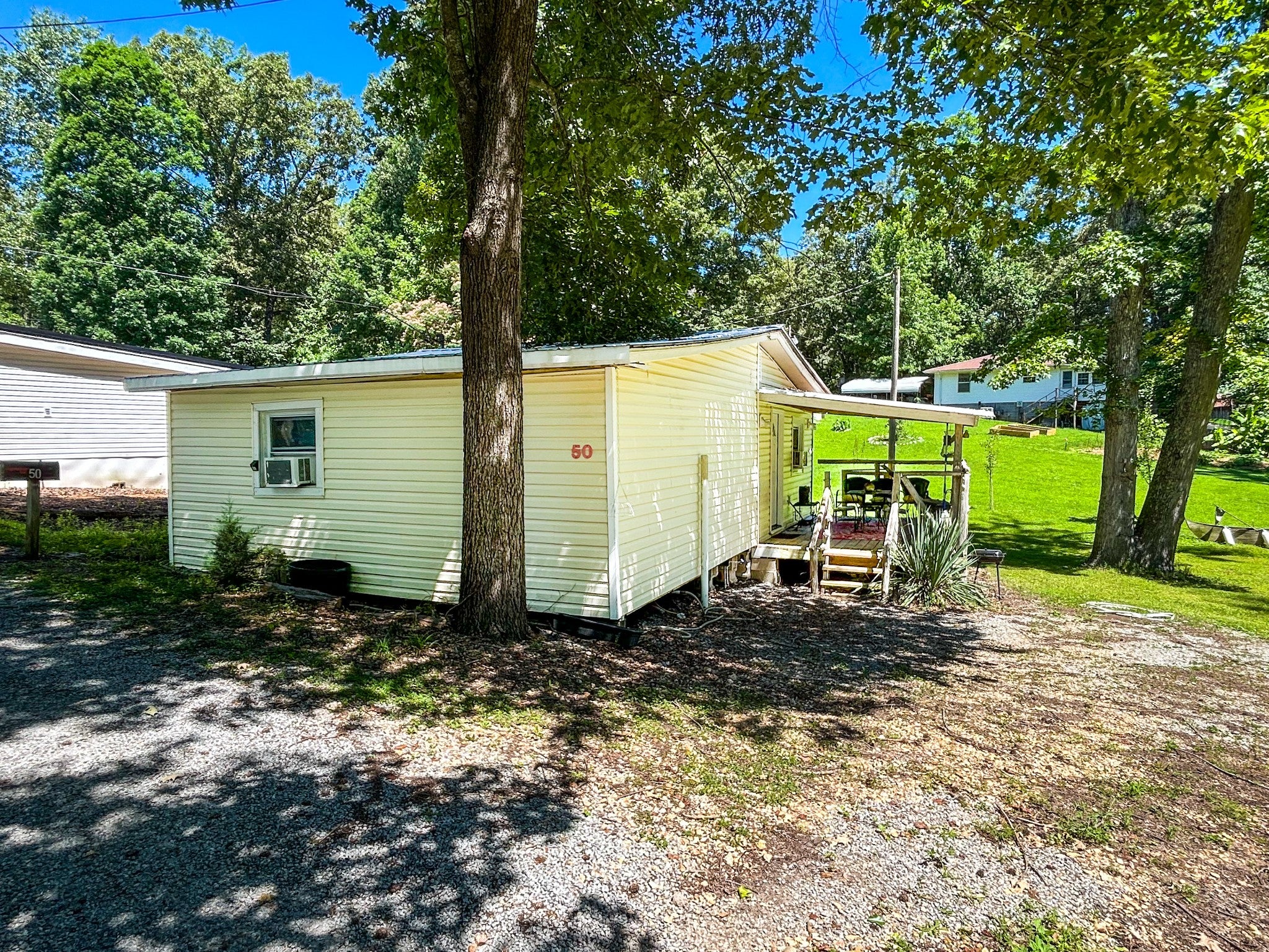 50 Apache Dr